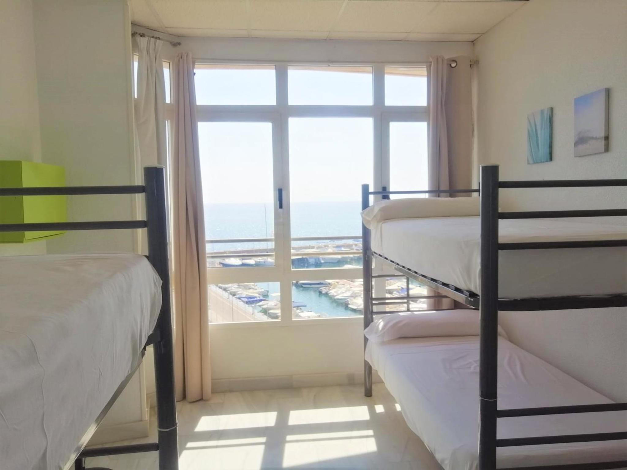 Habitación Cuádruple con Vista al Mar