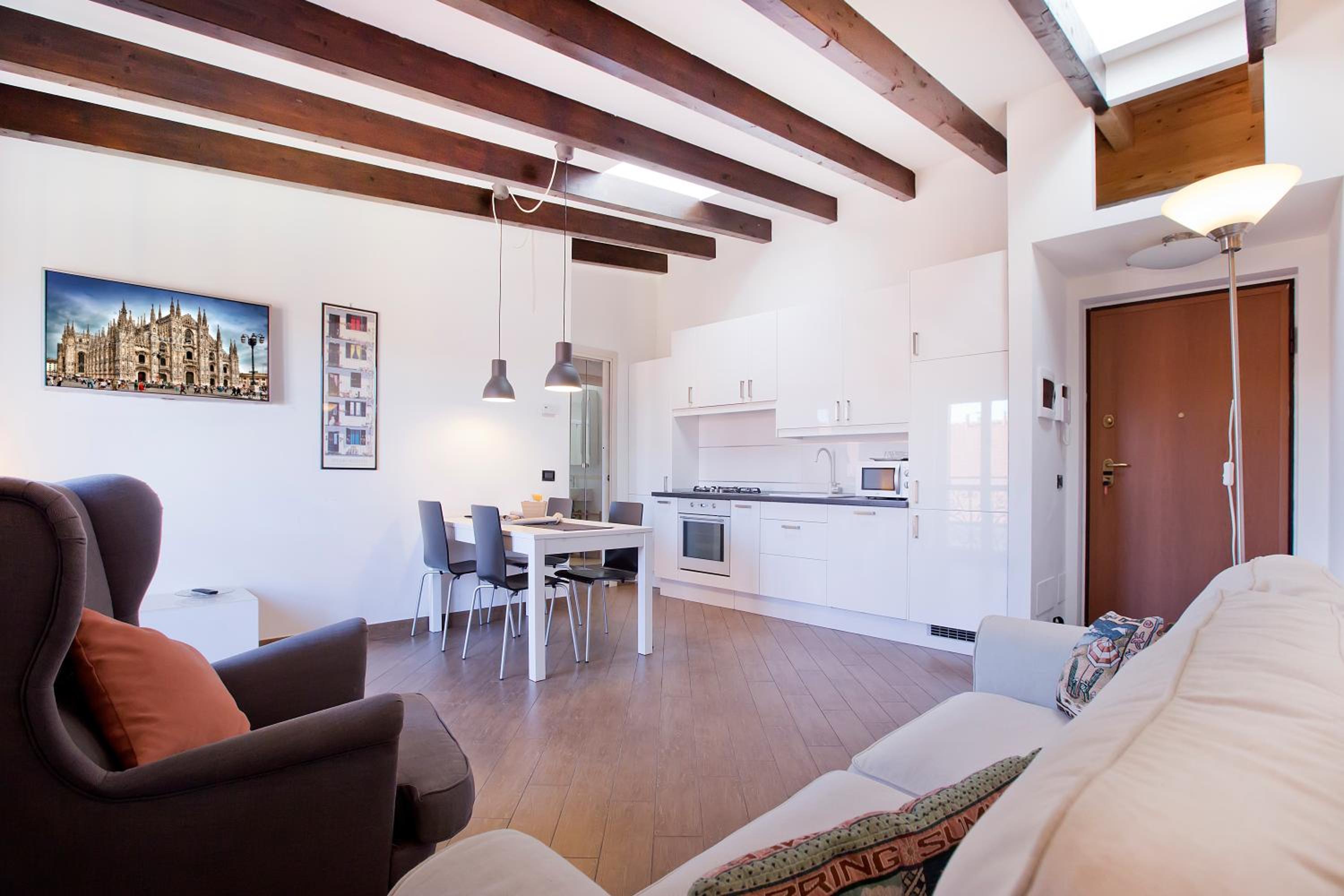 Deluxe Apartment