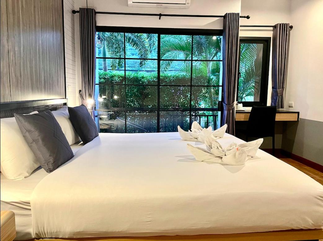 Standard Double Room - Photo 8