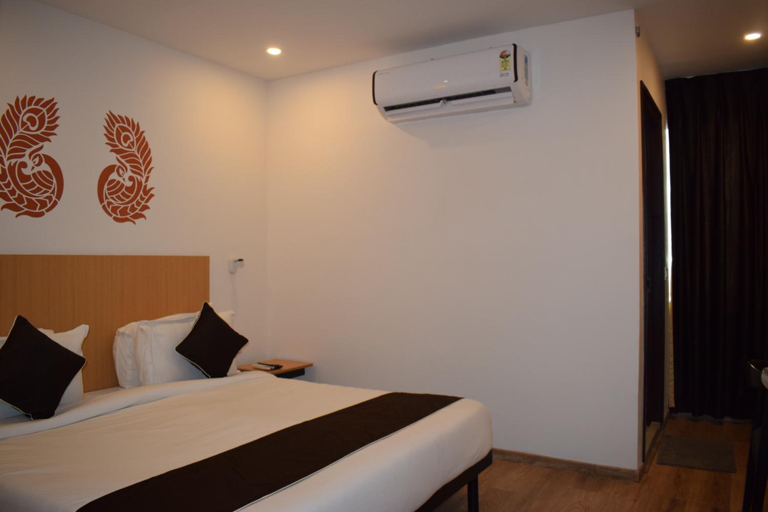 Deluxe Double Room photo 2