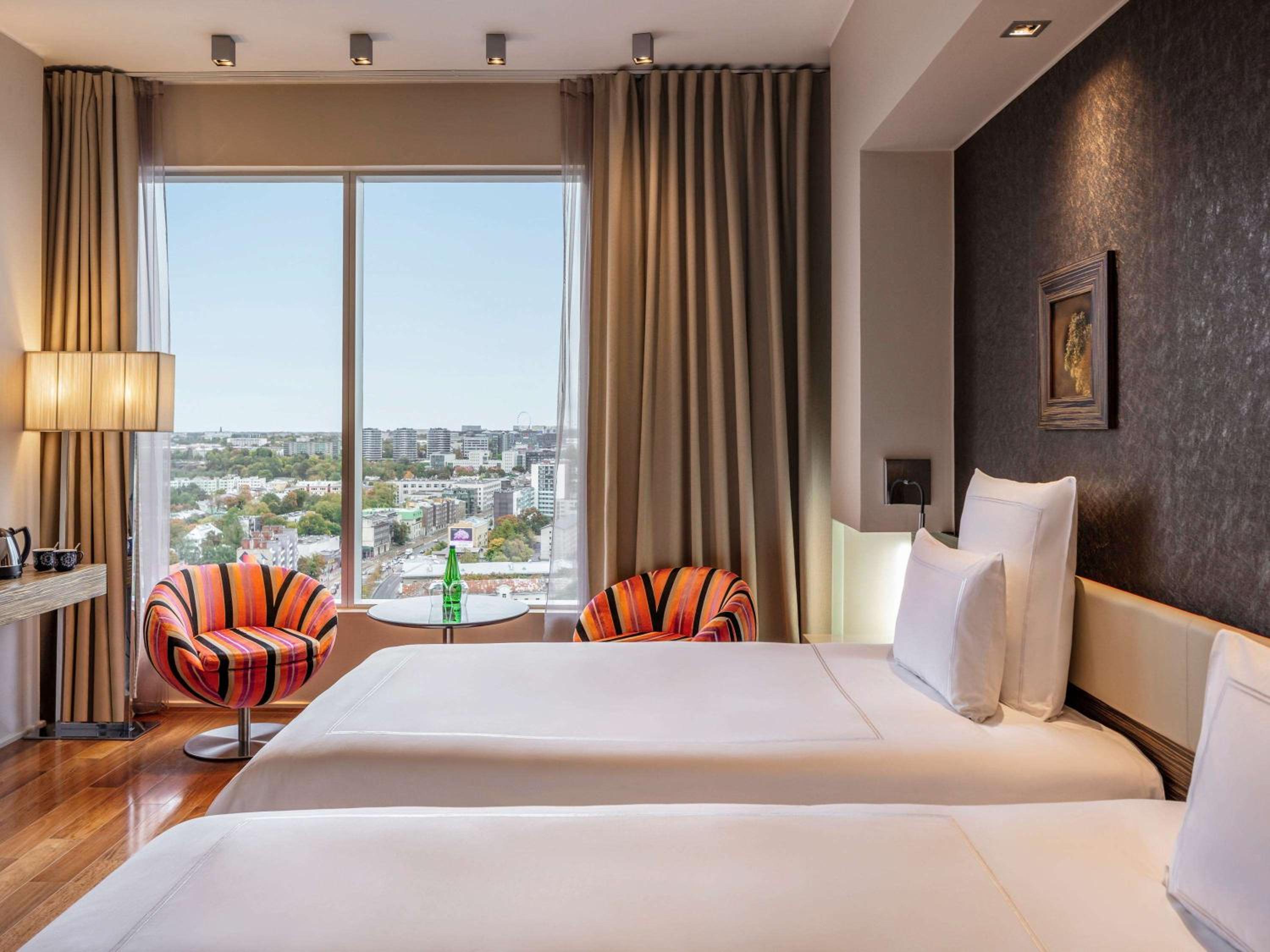 Swiss Advantage Twin Room - Photo 4
