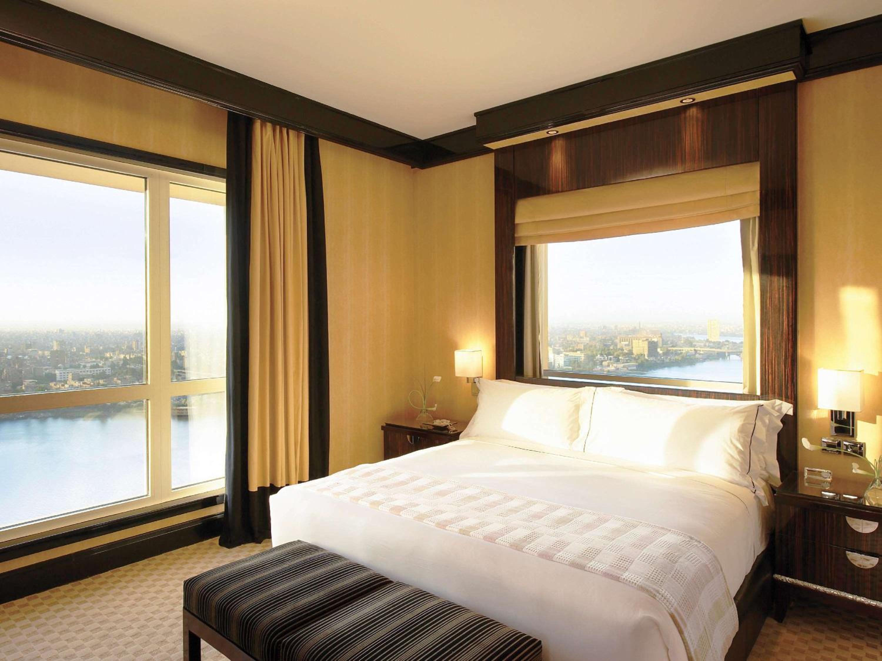 Fairmont Gold Suite with Nile View- Lounge access