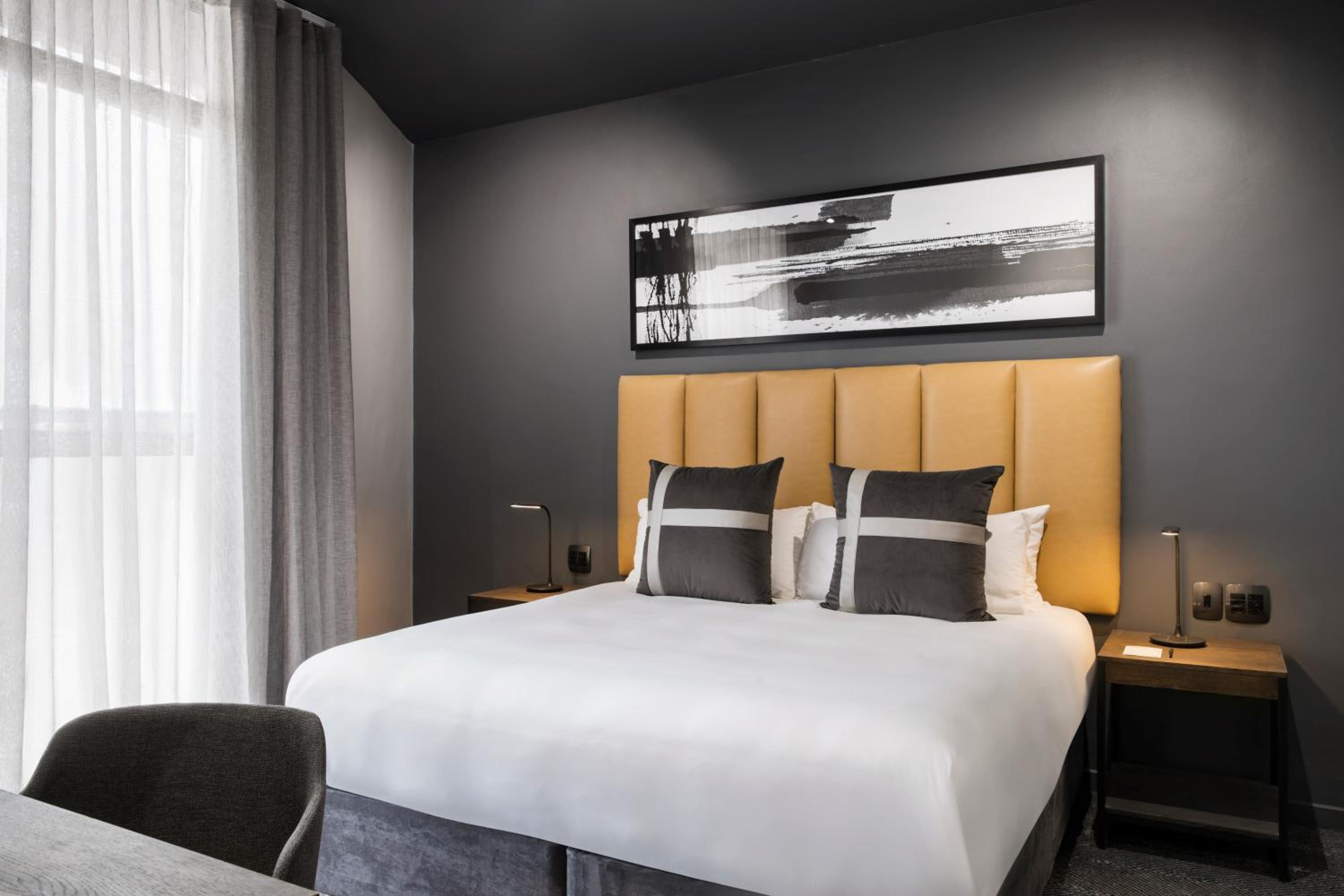 Standard Double Room - Photo 2