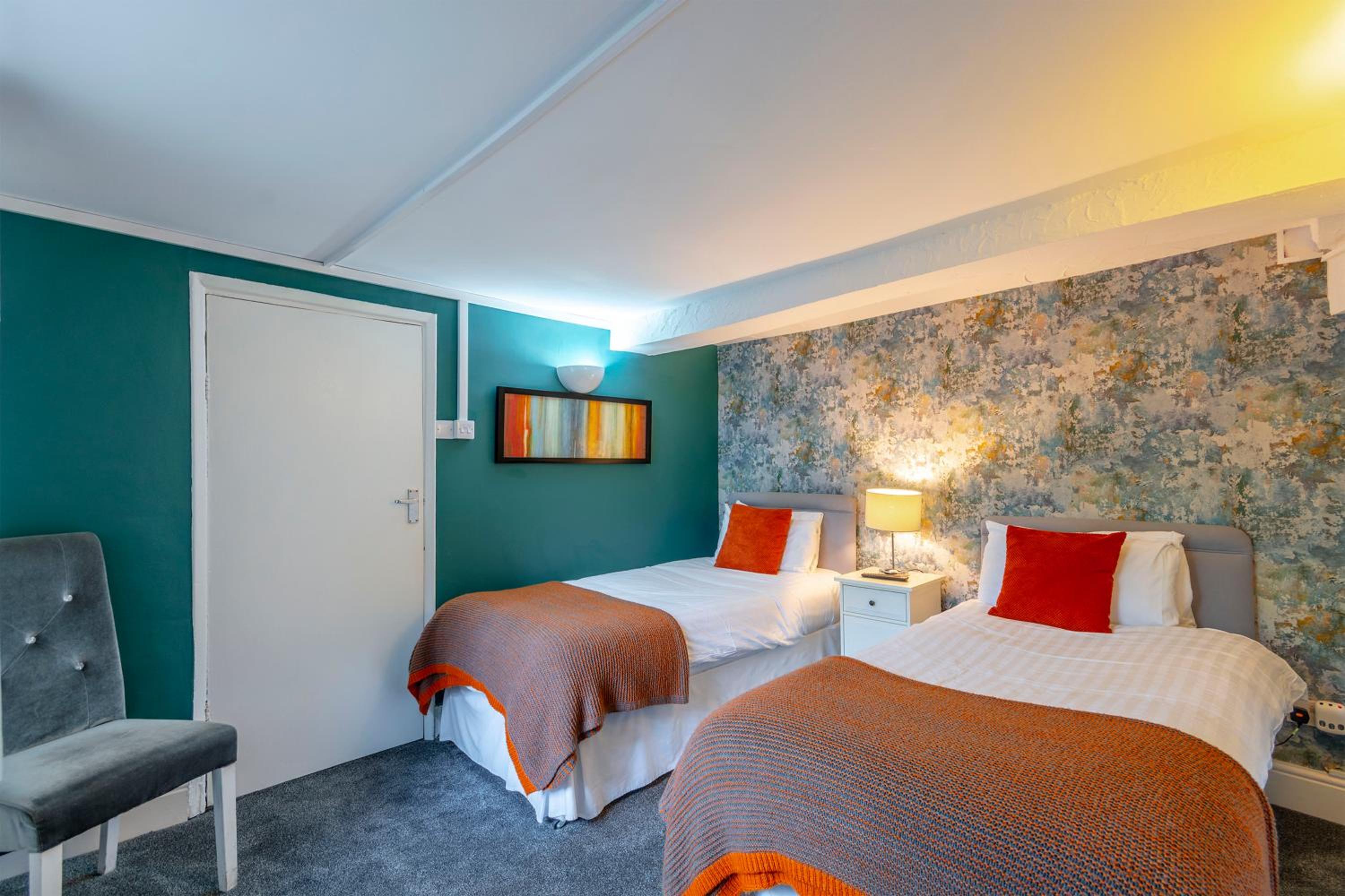 Standard Twin Room photo 3