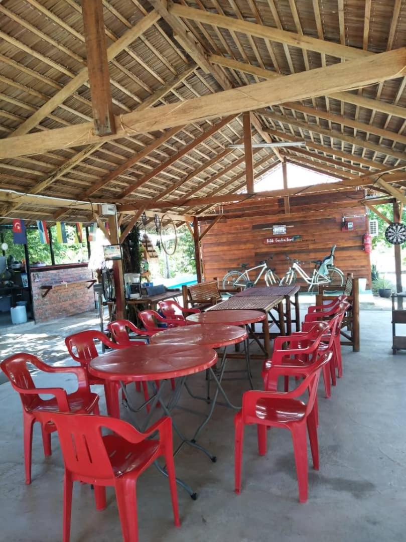 Three-Bedroom Chalet photo 2