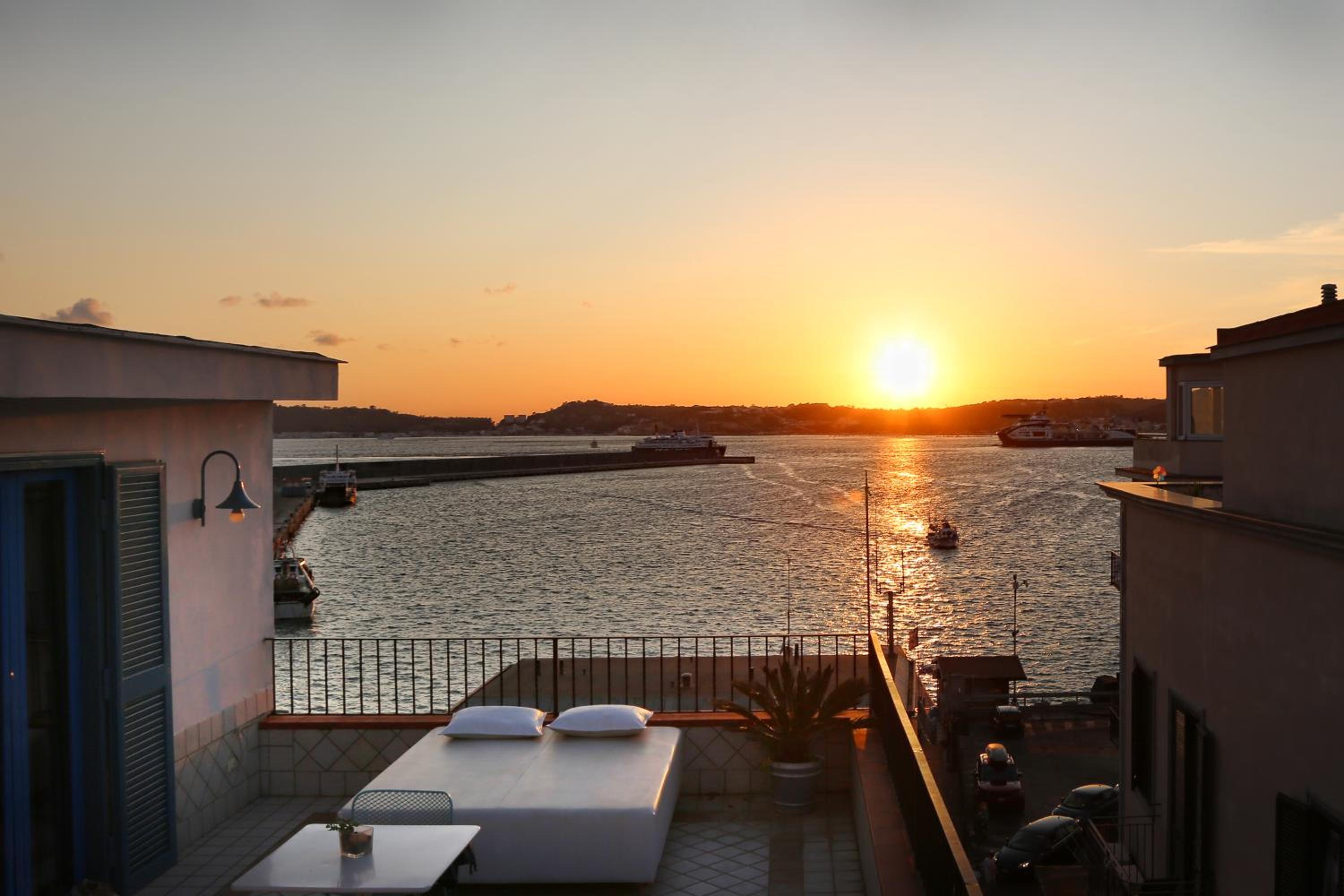Double Room with Sea View and Terrace photo 2