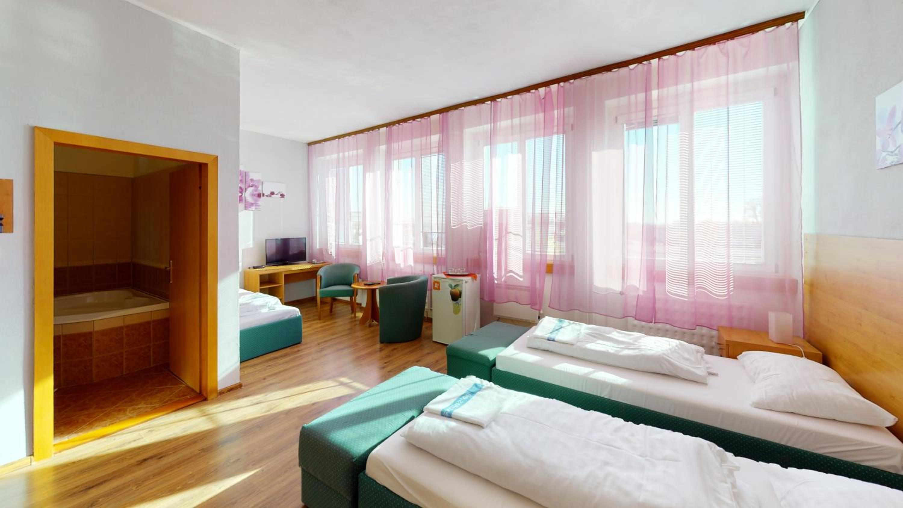 Triple Room - Photo 4