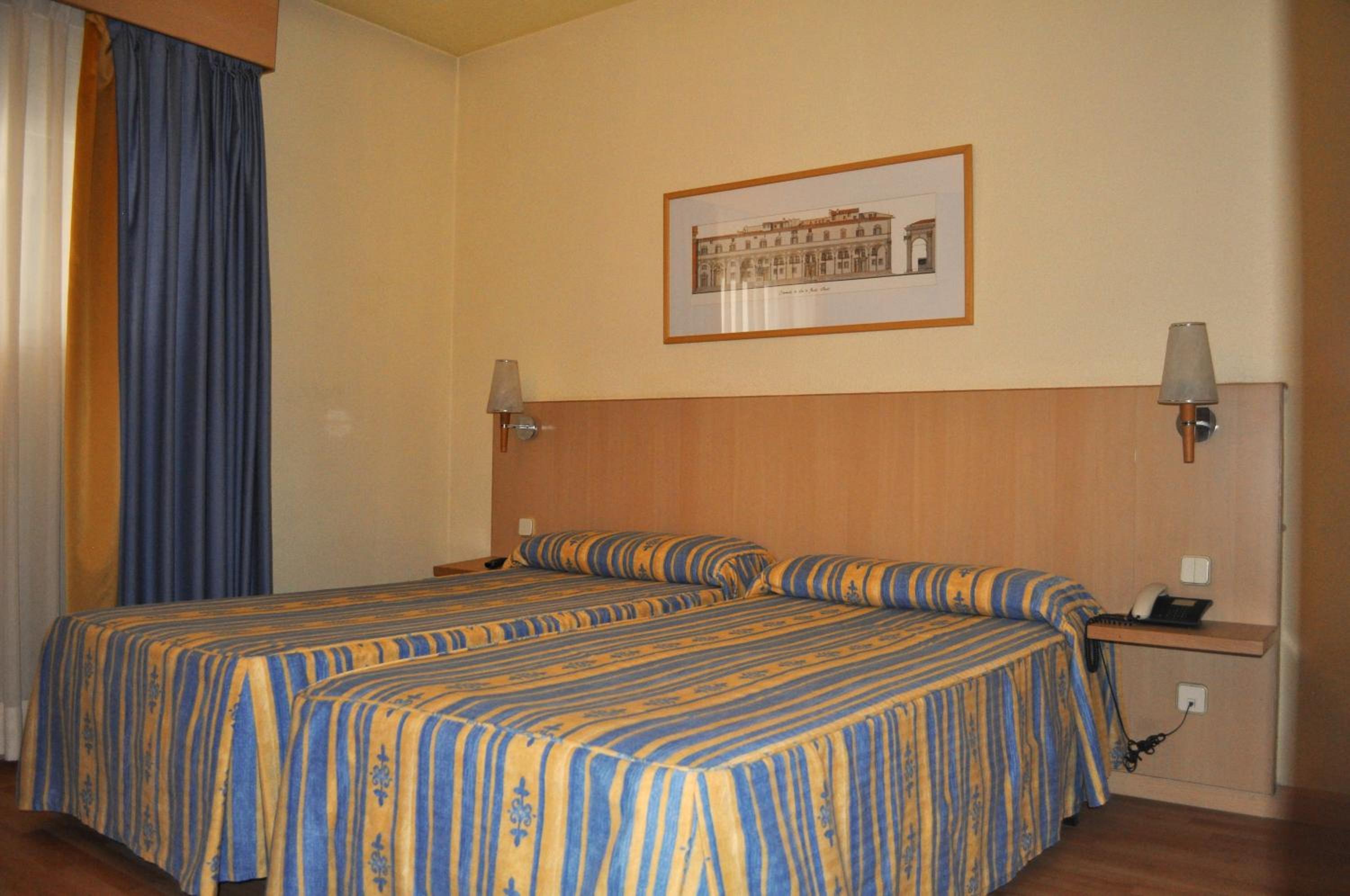 Habitación Doble o con Dos Camas