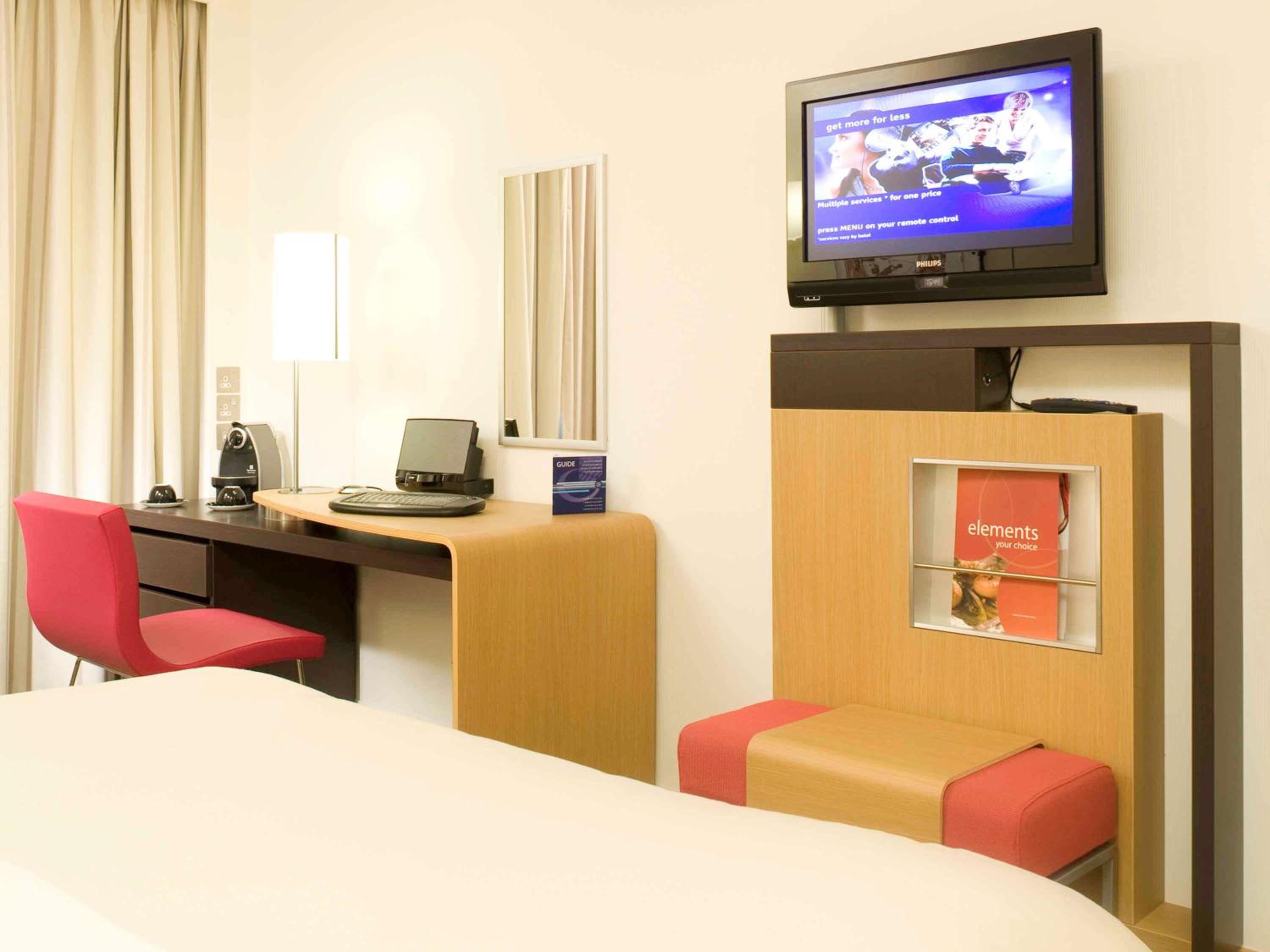 Superior Family Room with 1 Double Bed and 1 Sofa Bed - Photo 6