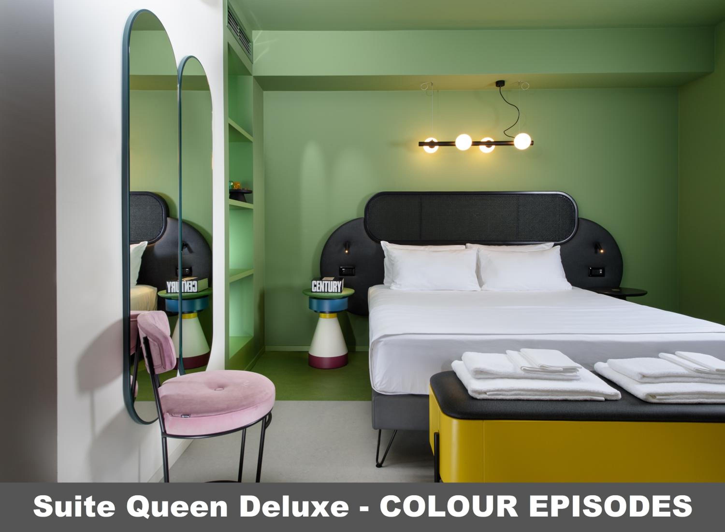 Deluxe Queen Suite