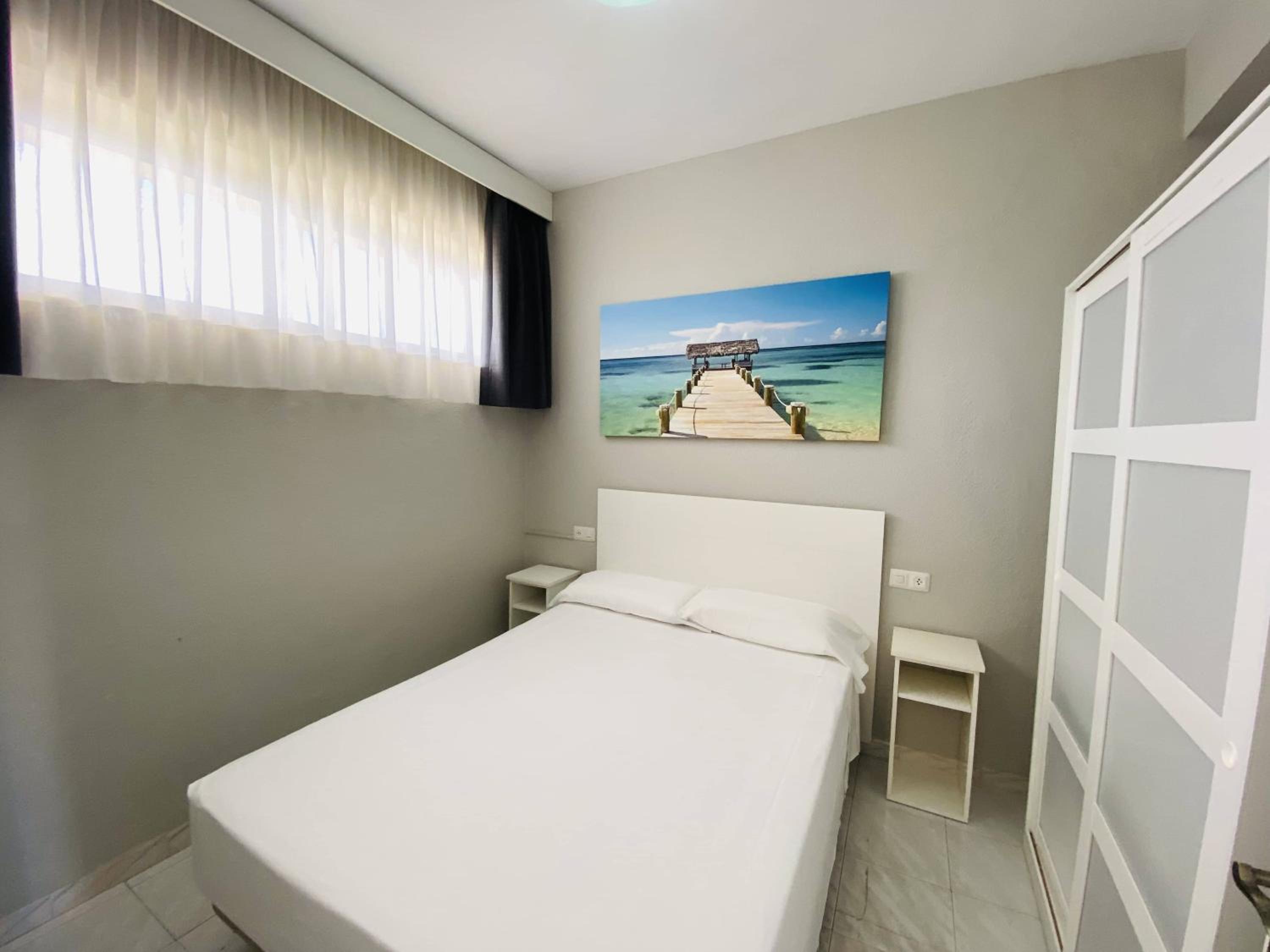 Two-Bedroom Apartment - Photo 9