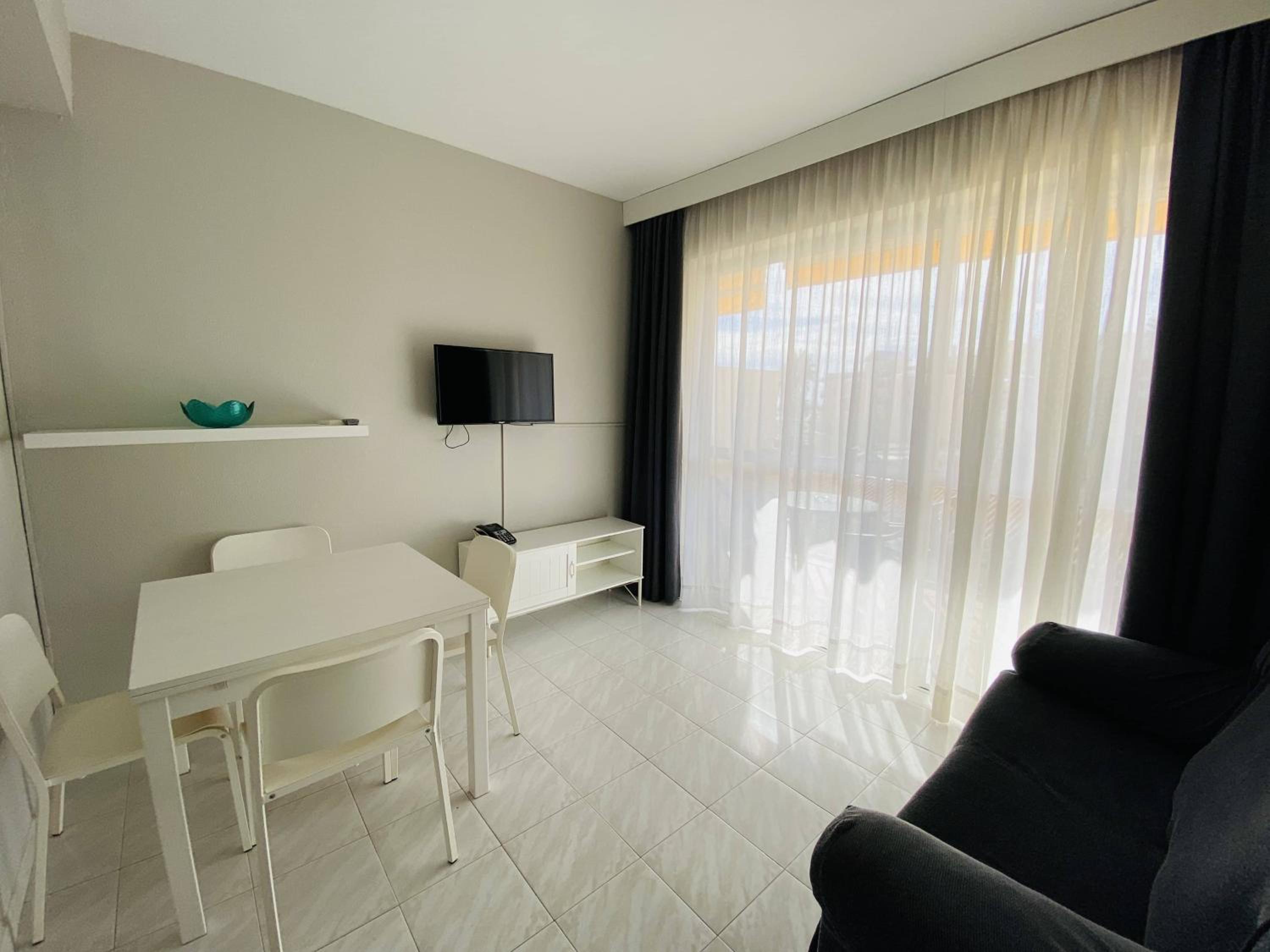 Two-Bedroom Apartment - Photo 6