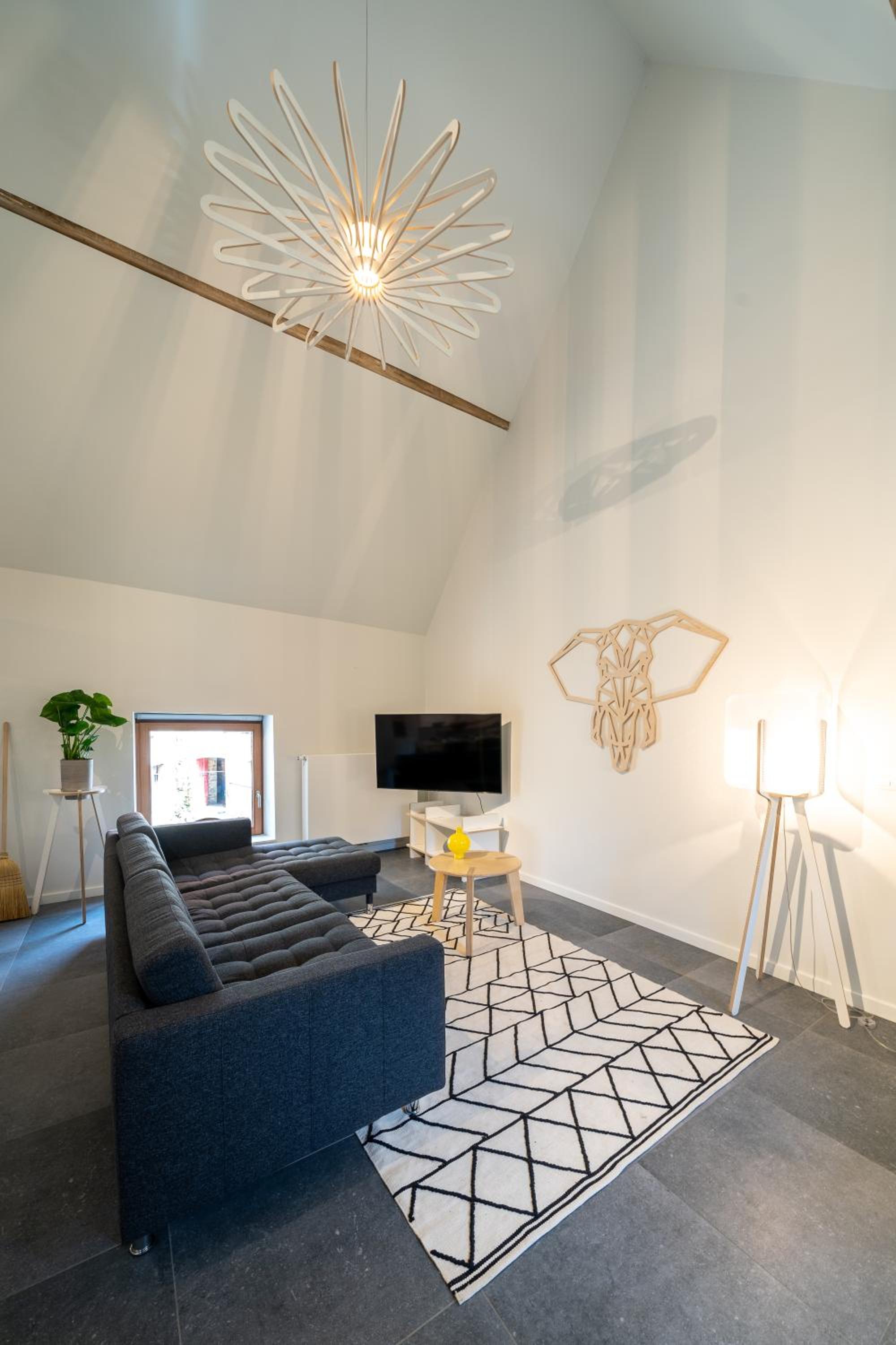 Three-Bedroom Apartment photo 1