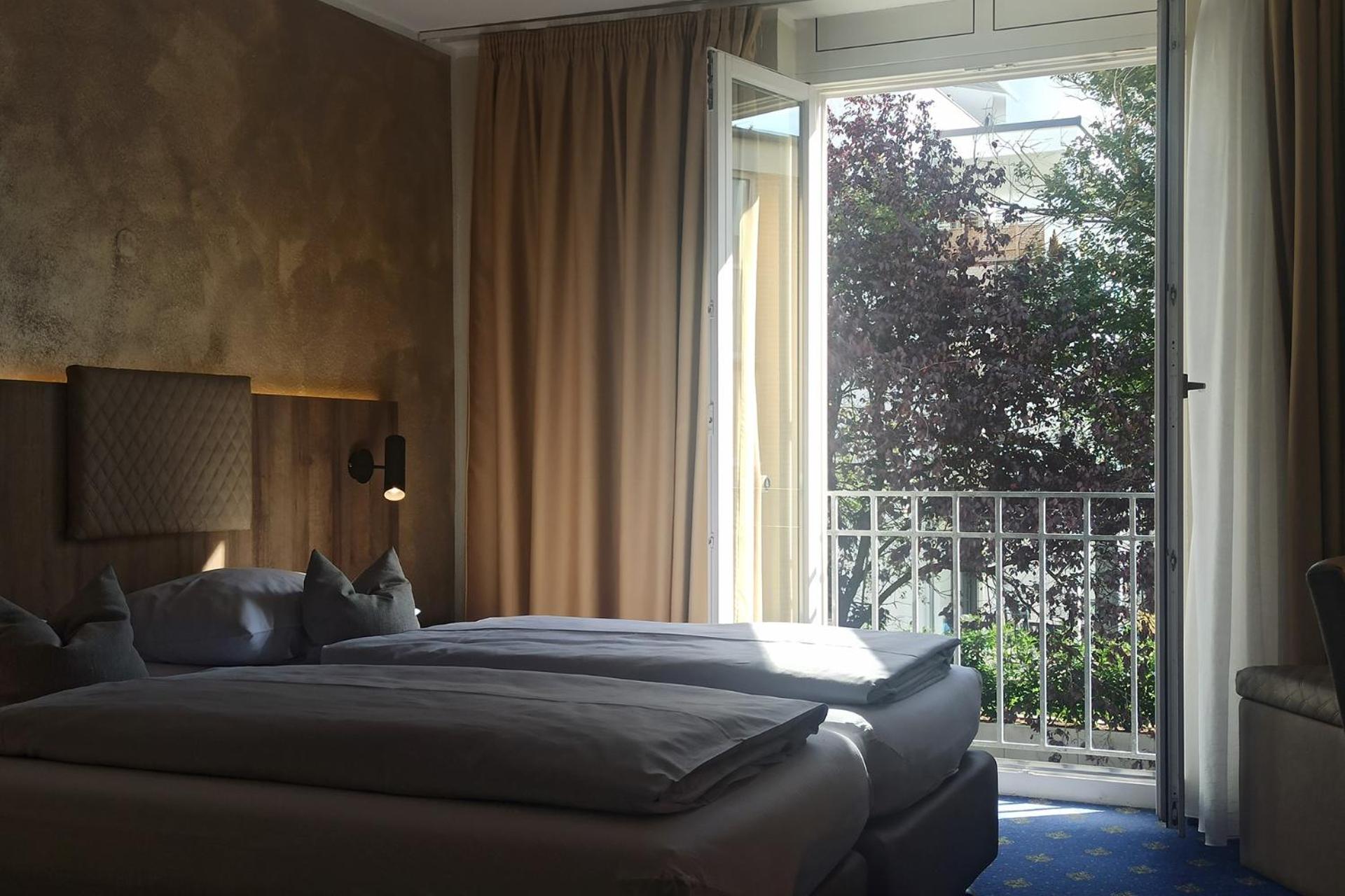 Double Room - Photo 4