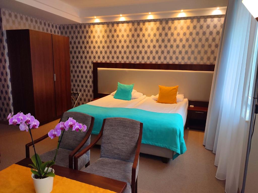 Double or Twin Room photo 1