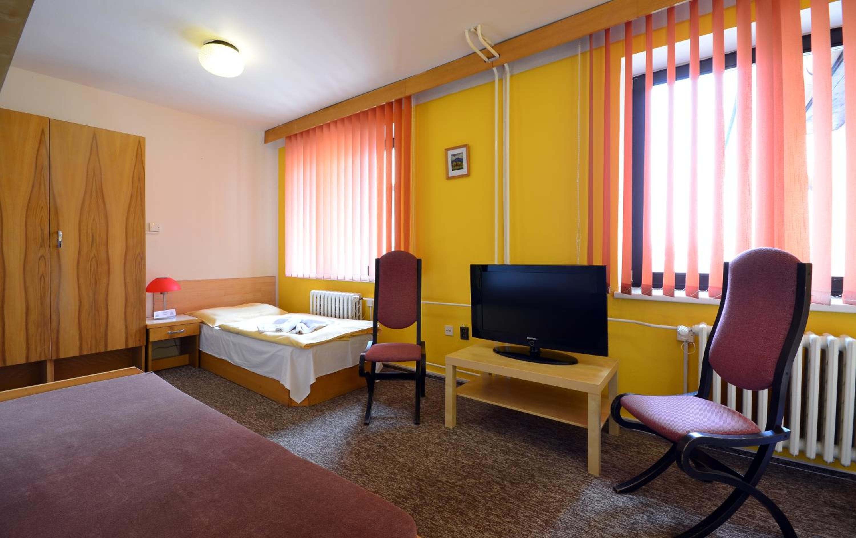 Standard Triple Room photo 2