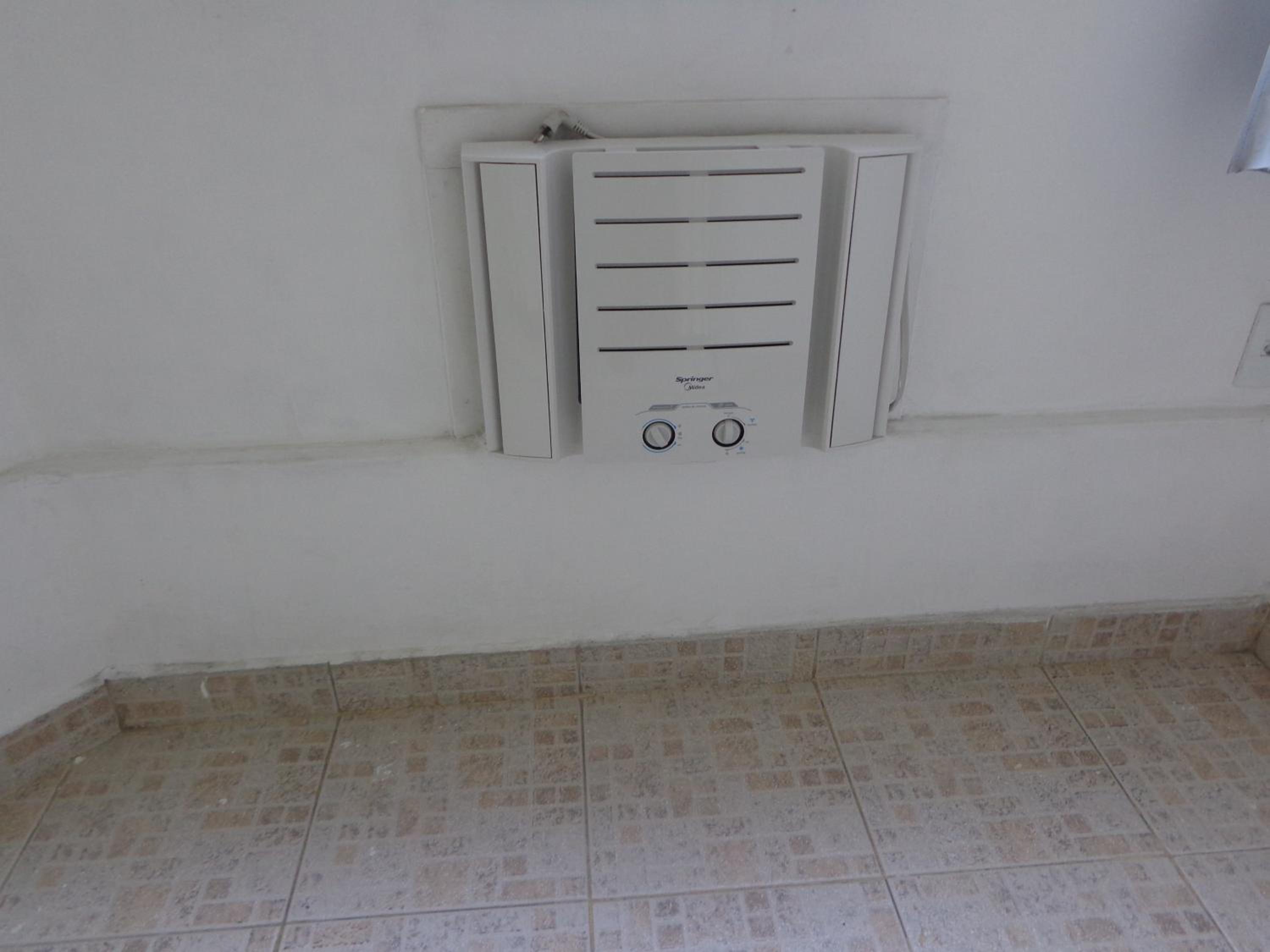 Apartment with Sea View - Photo 10