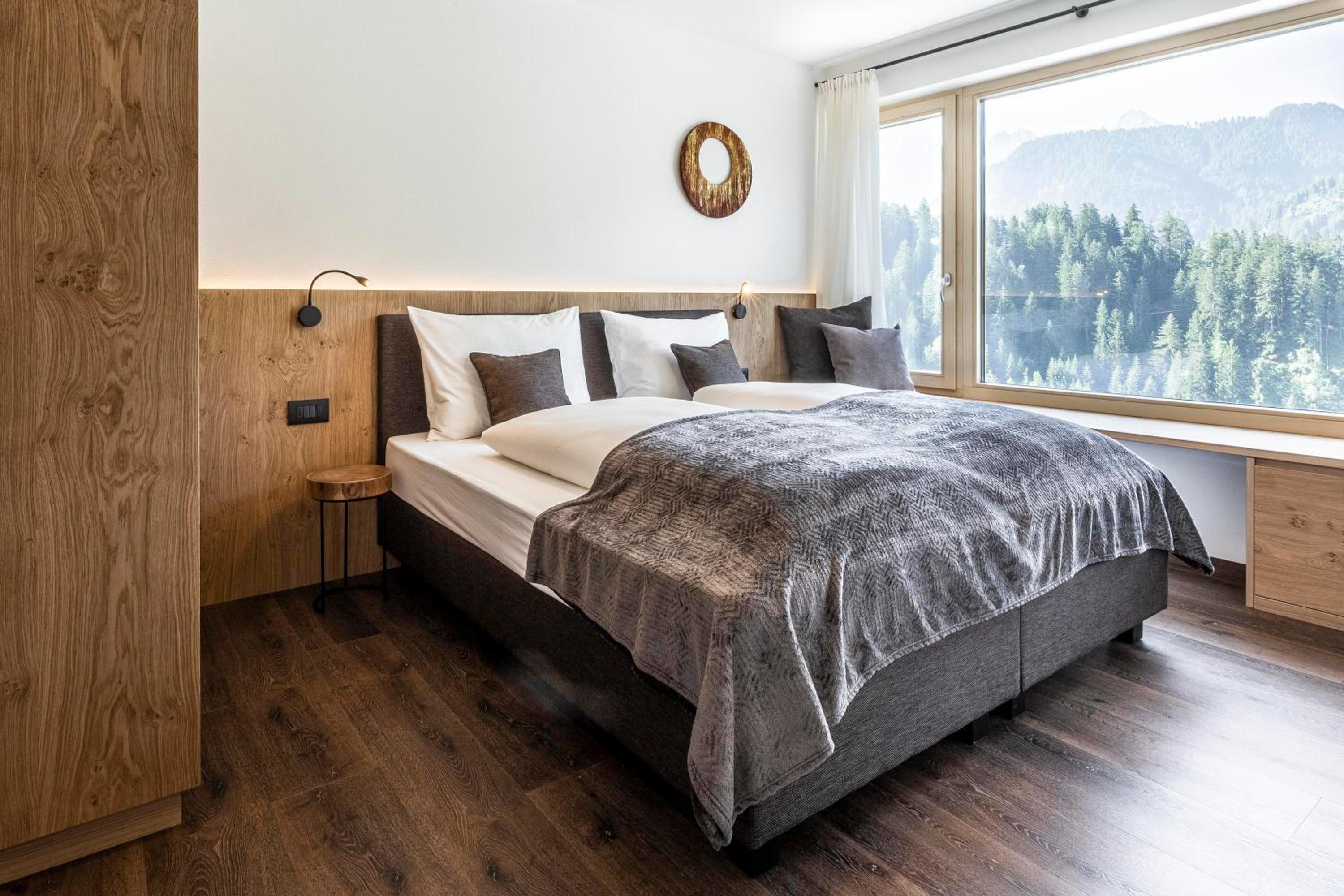 Three-Bedroom Superior Apartment