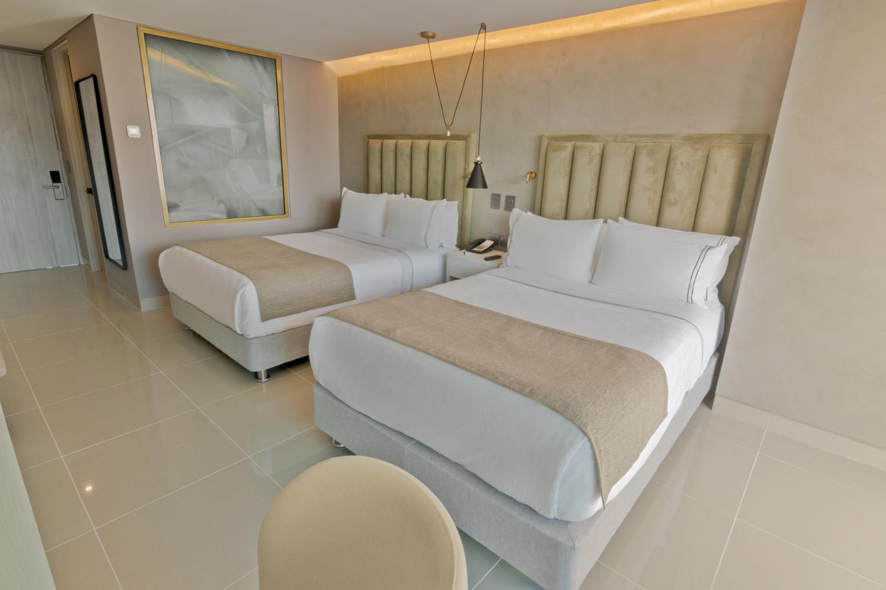 Superior Double Room with Two Double Beds photo 1