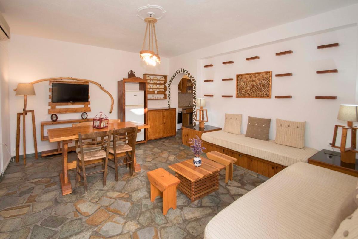 One-Bedroom Apartment (4 Adults) photo 1