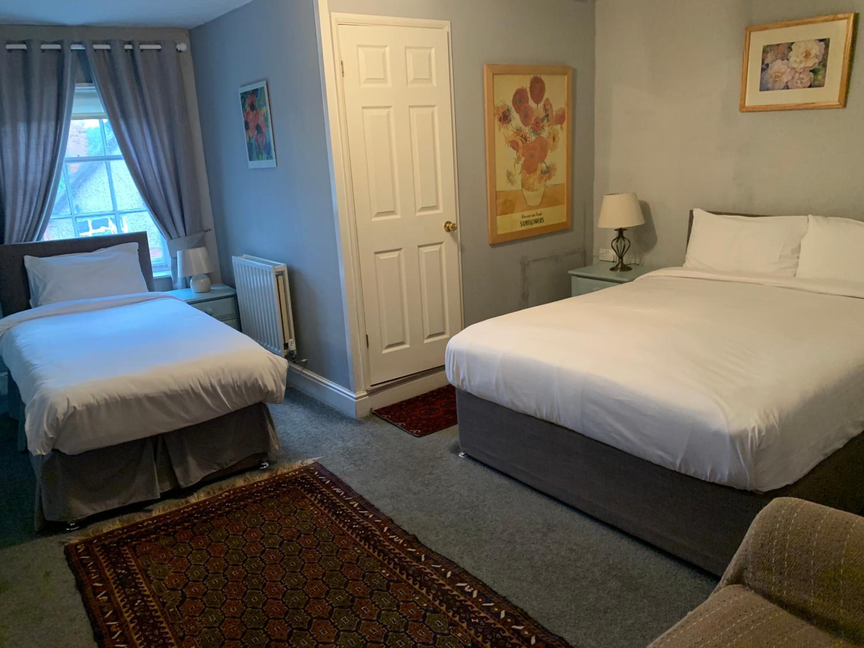 Quadruple Room with Shower photo 2