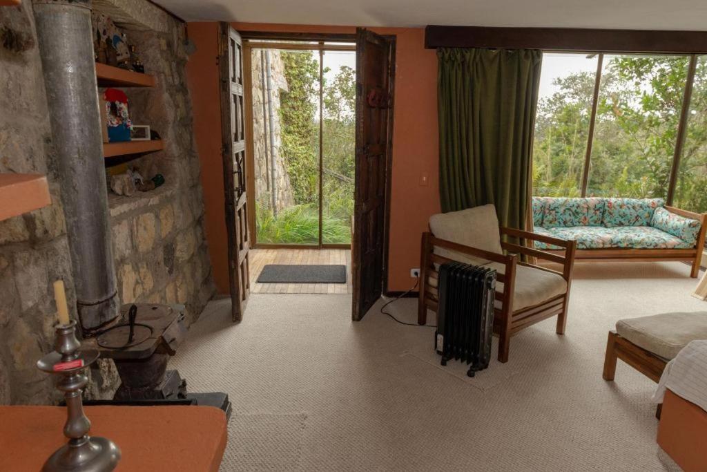 Deluxe King Suite photo 2