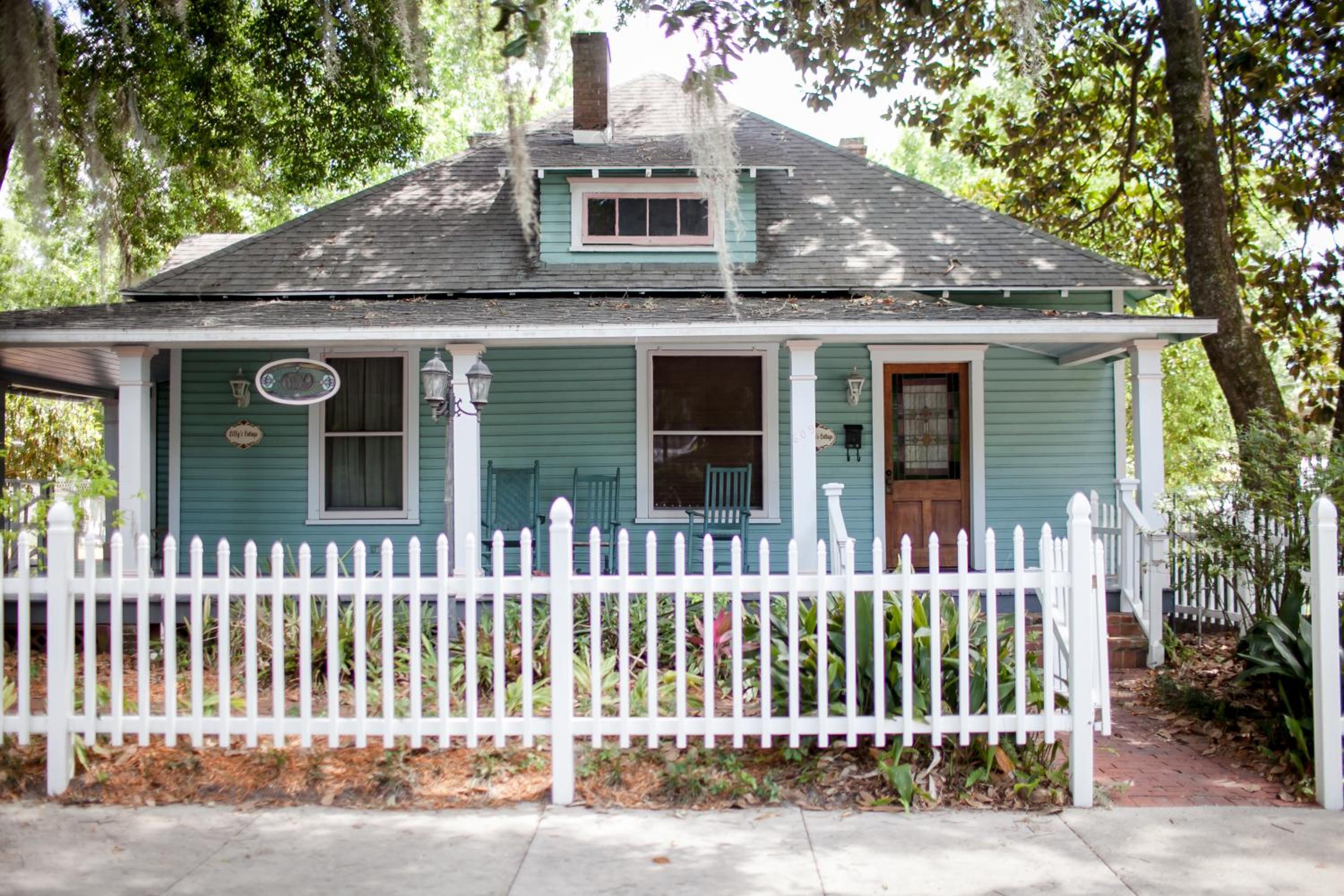 Victoria's Cottage - Photo 2