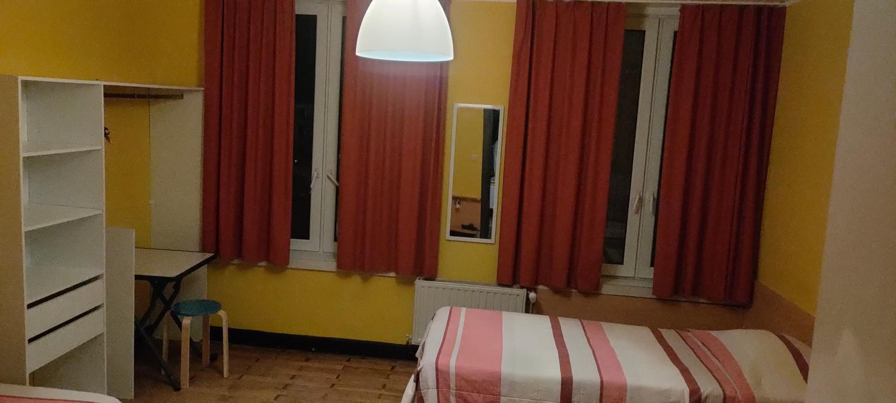 Apartment photo 2