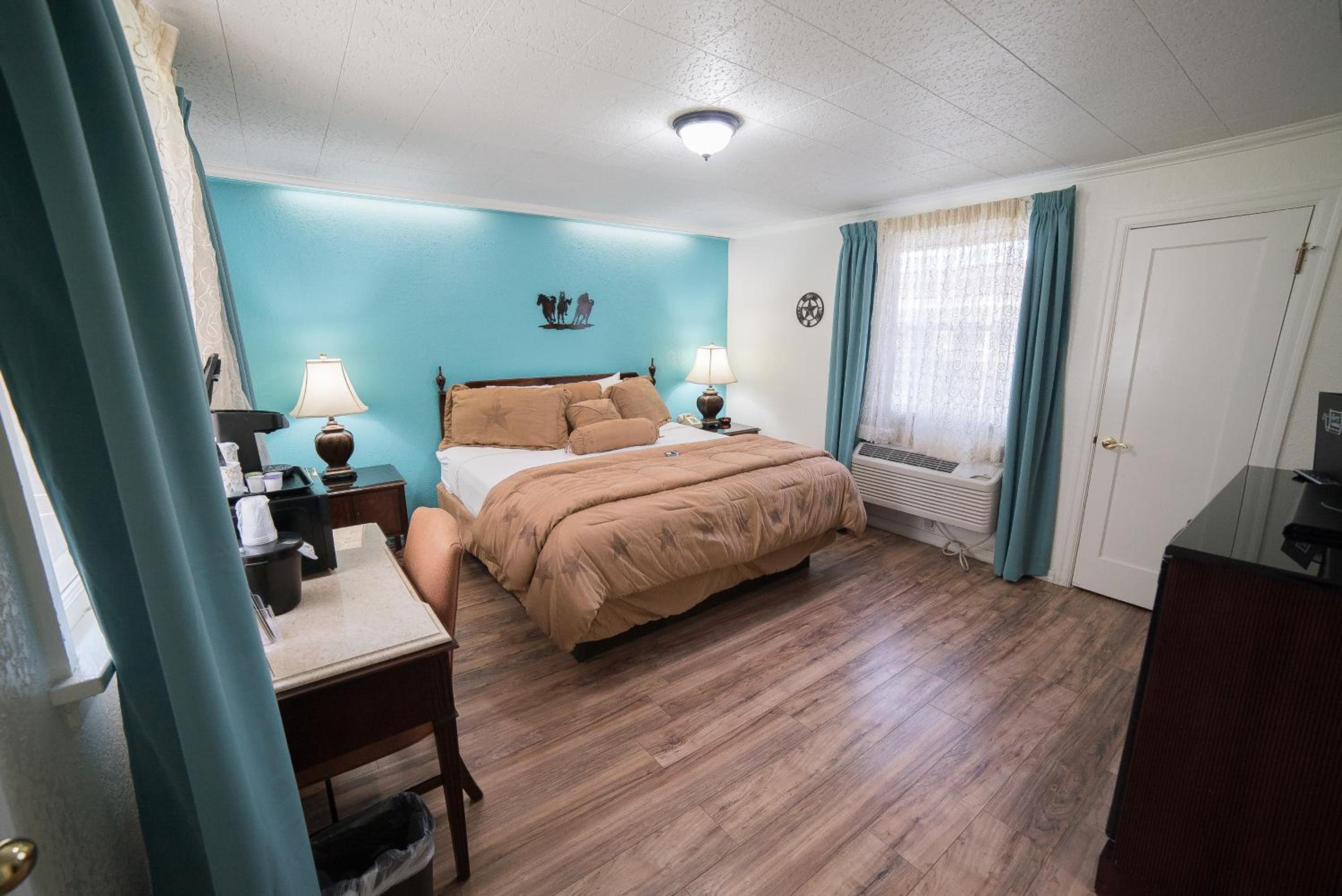 Superior King Room