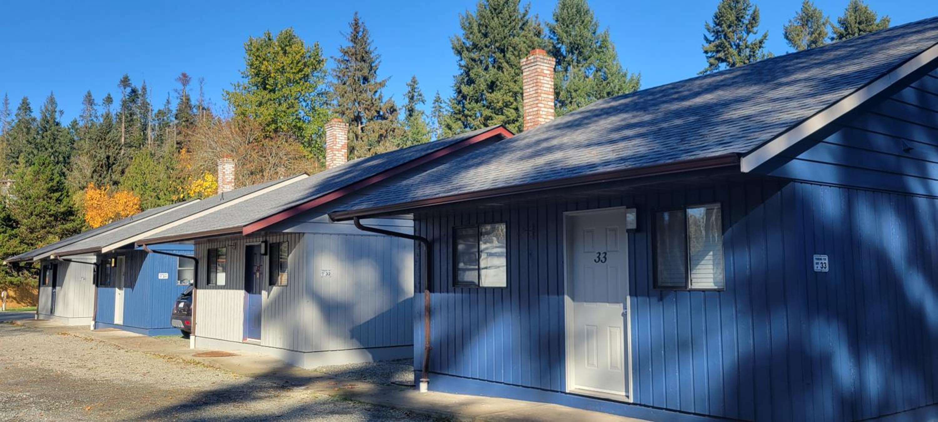 Two-Bedroom Cabin B Style - Photo 6
