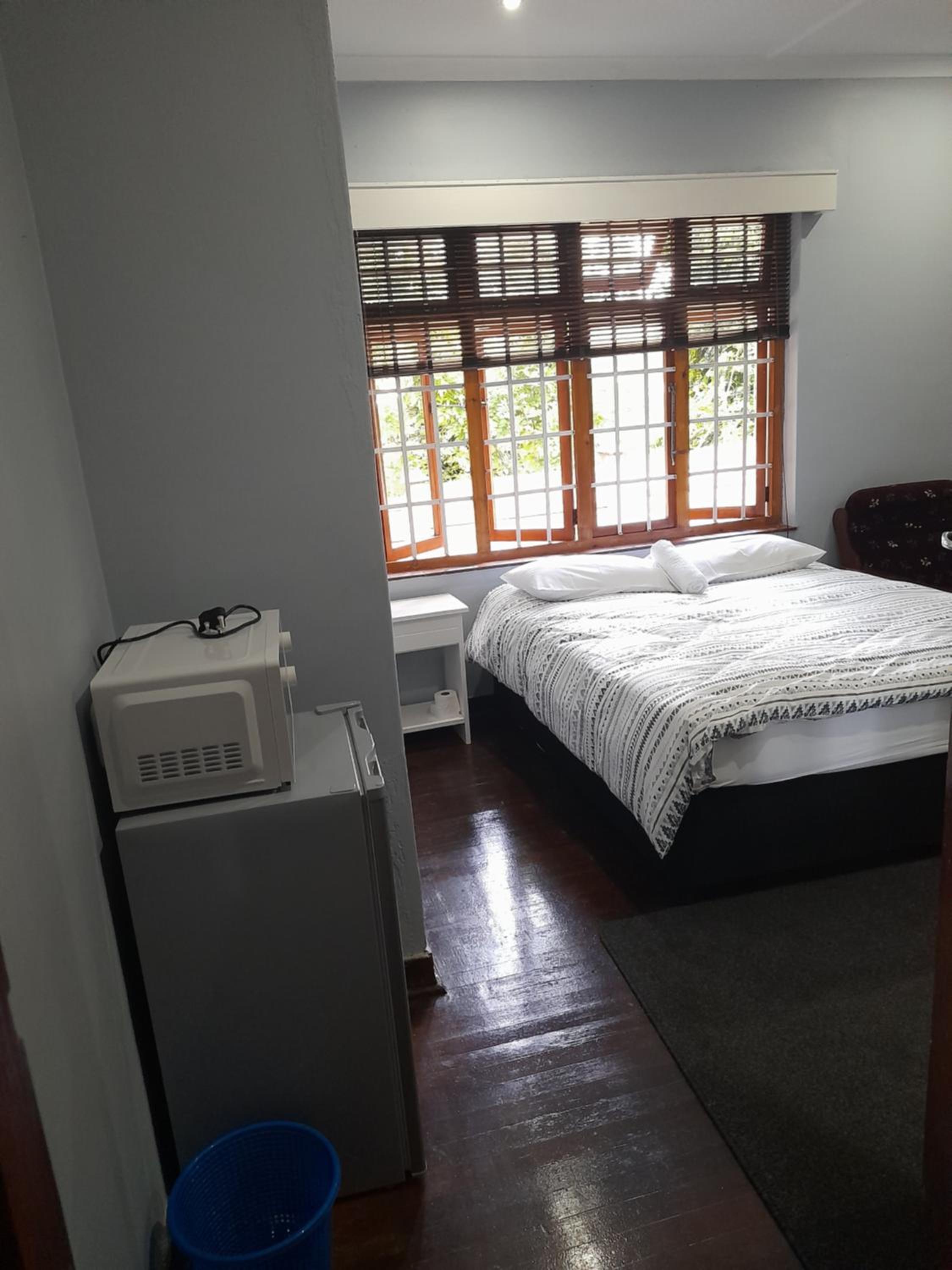 Double Room - Photo 9