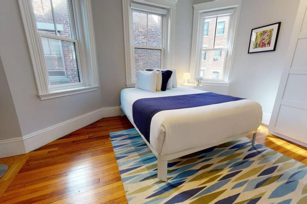 One-Bedroom Apartment - Photo 35
