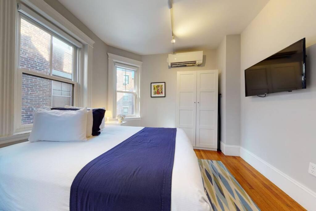 One-Bedroom Apartment - Photo 34