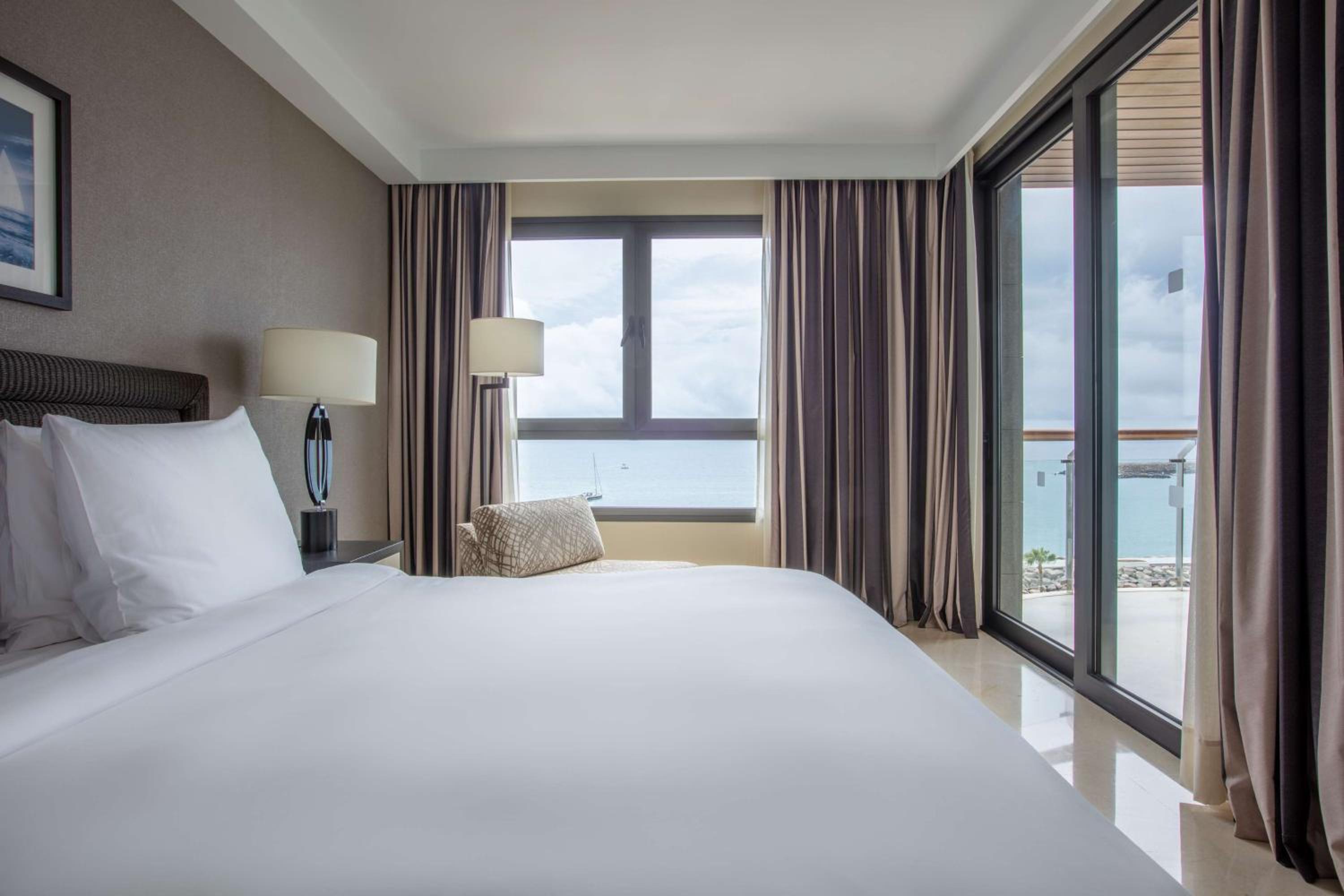 Standard Room with Sea View