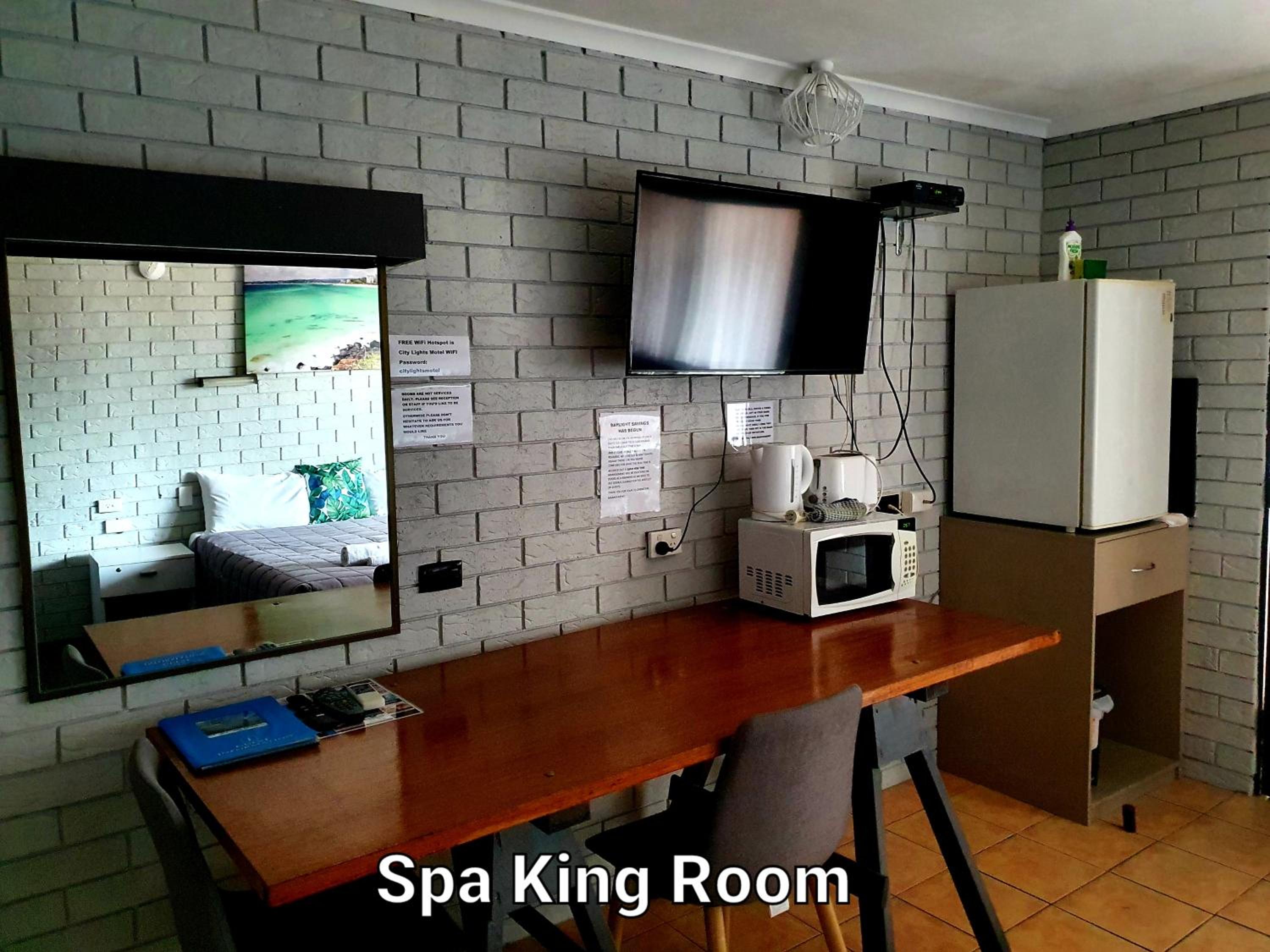 King Room with Spa Bath photo 1