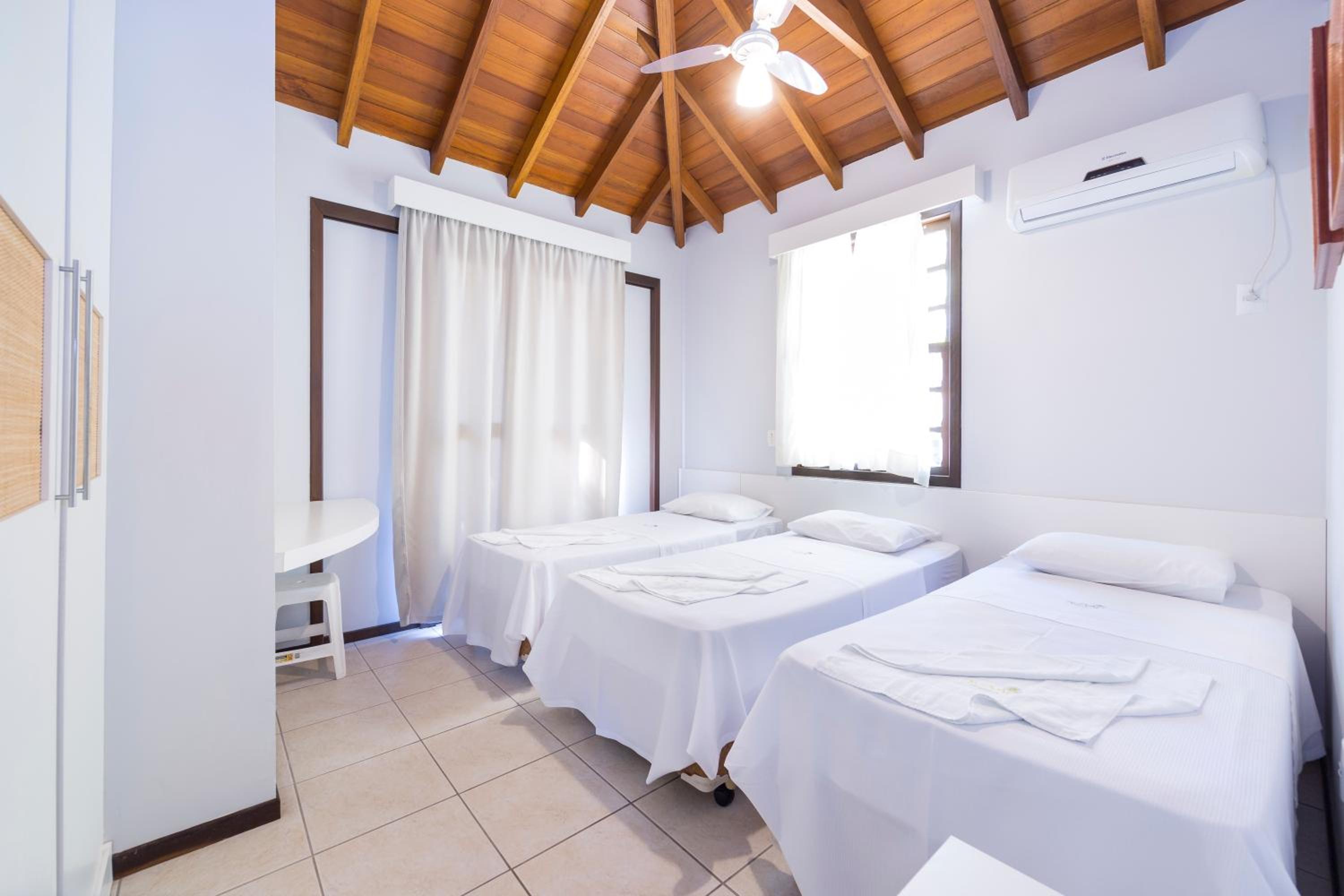 Two-Bedroom Bungalow - Photo 9