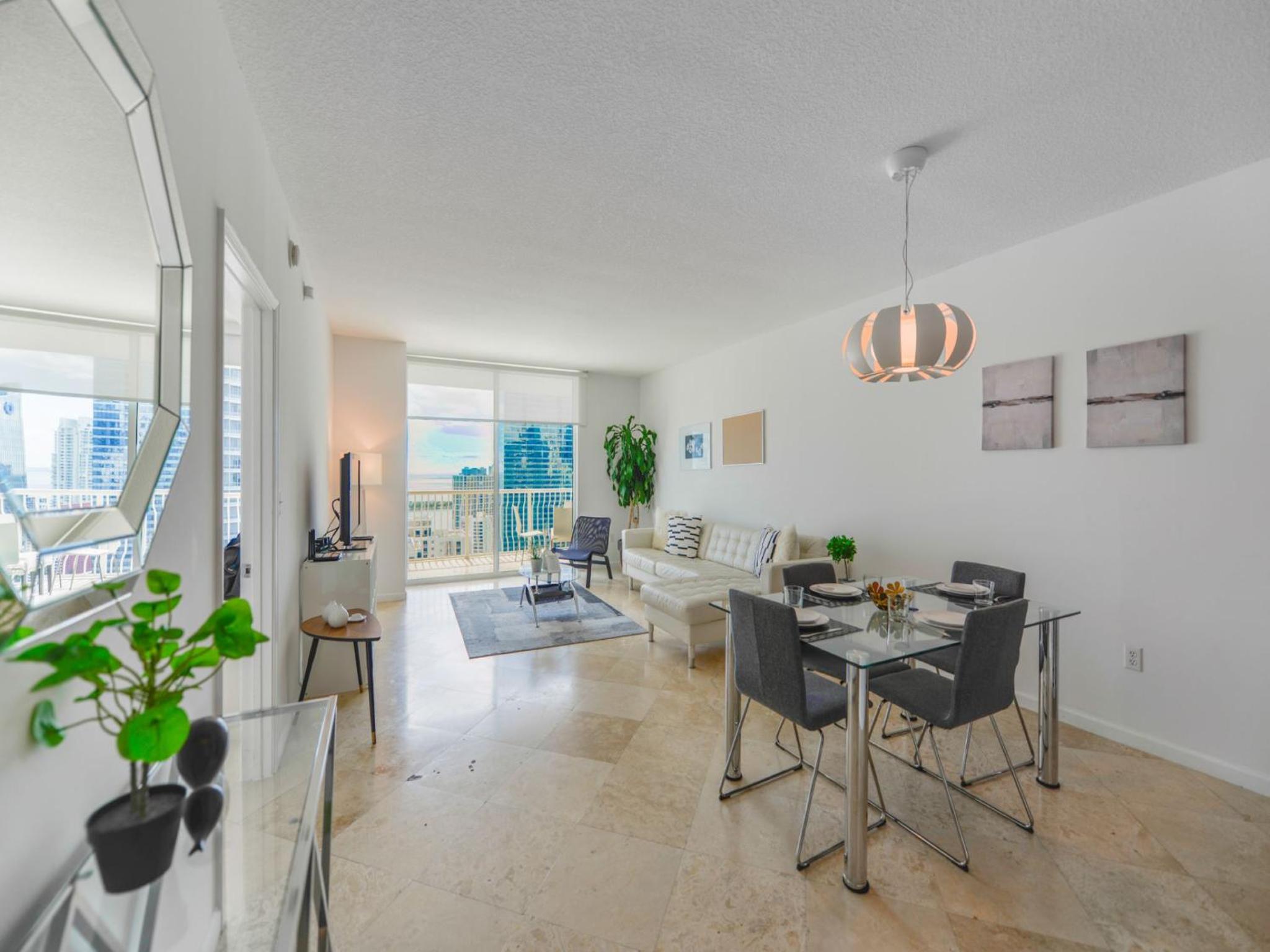 Apartment with Balcony photo 1