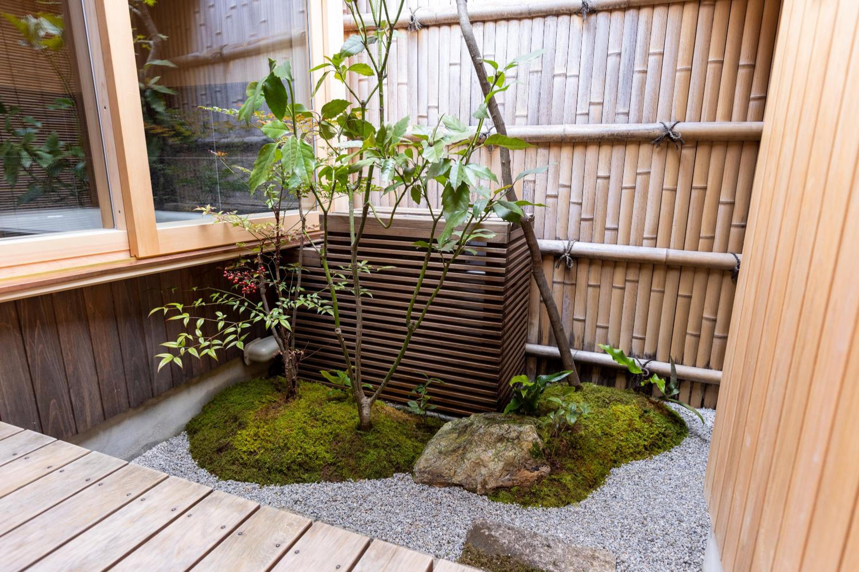 Japanese-Style Townhouse - Photo 6