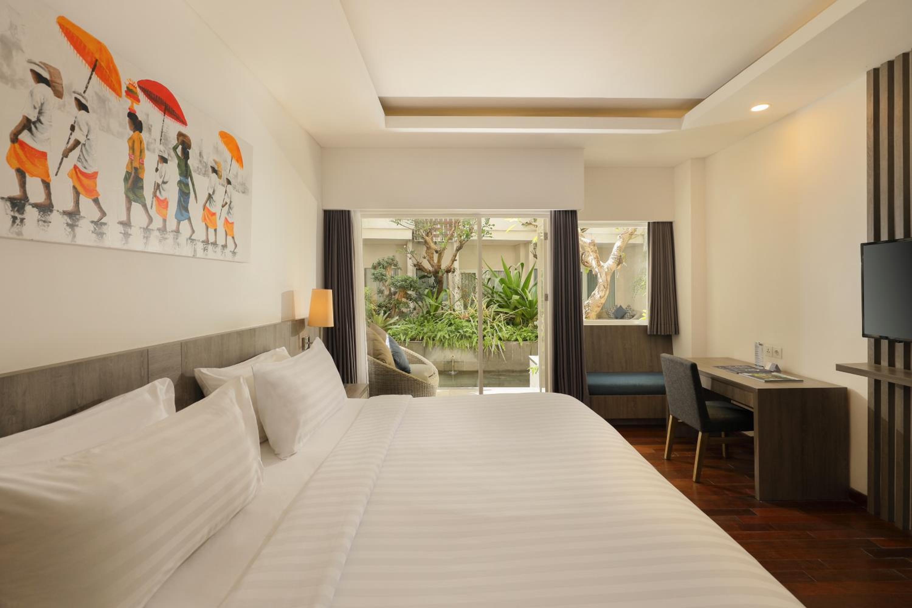 Deluxe Double or Twin Room with Lagoon View