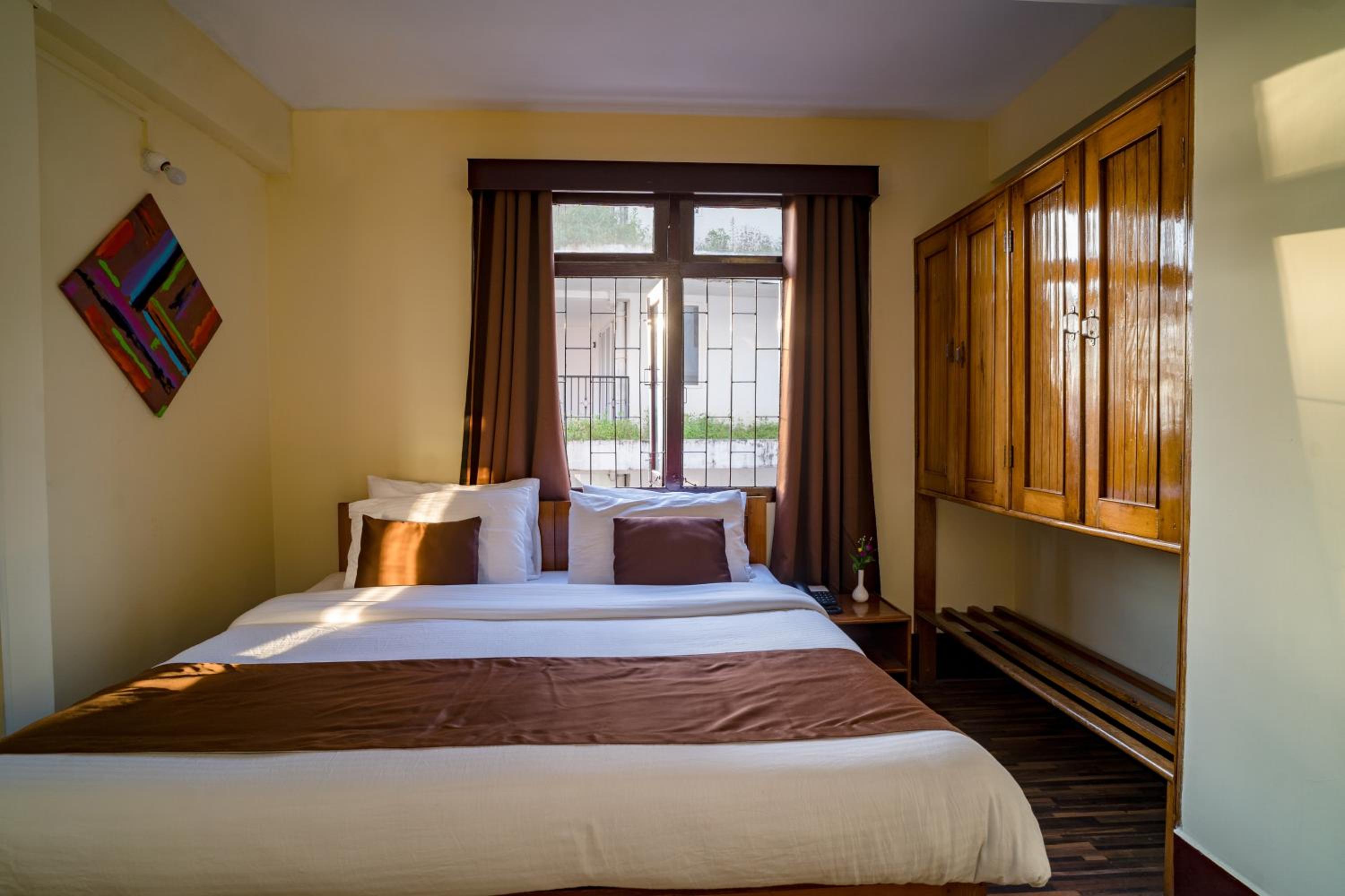 Deluxe Room - Photo 24