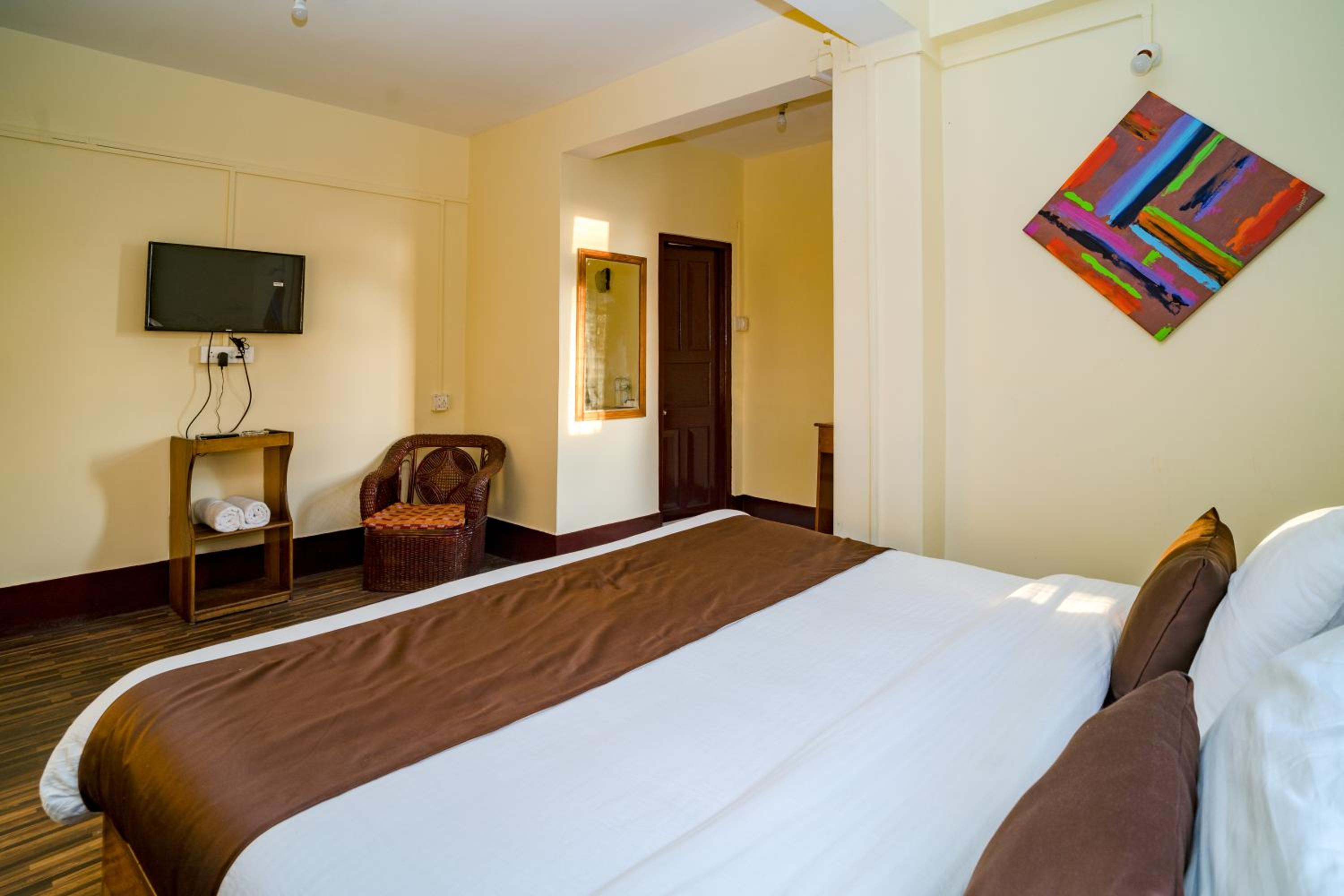 Deluxe Room - Photo 22
