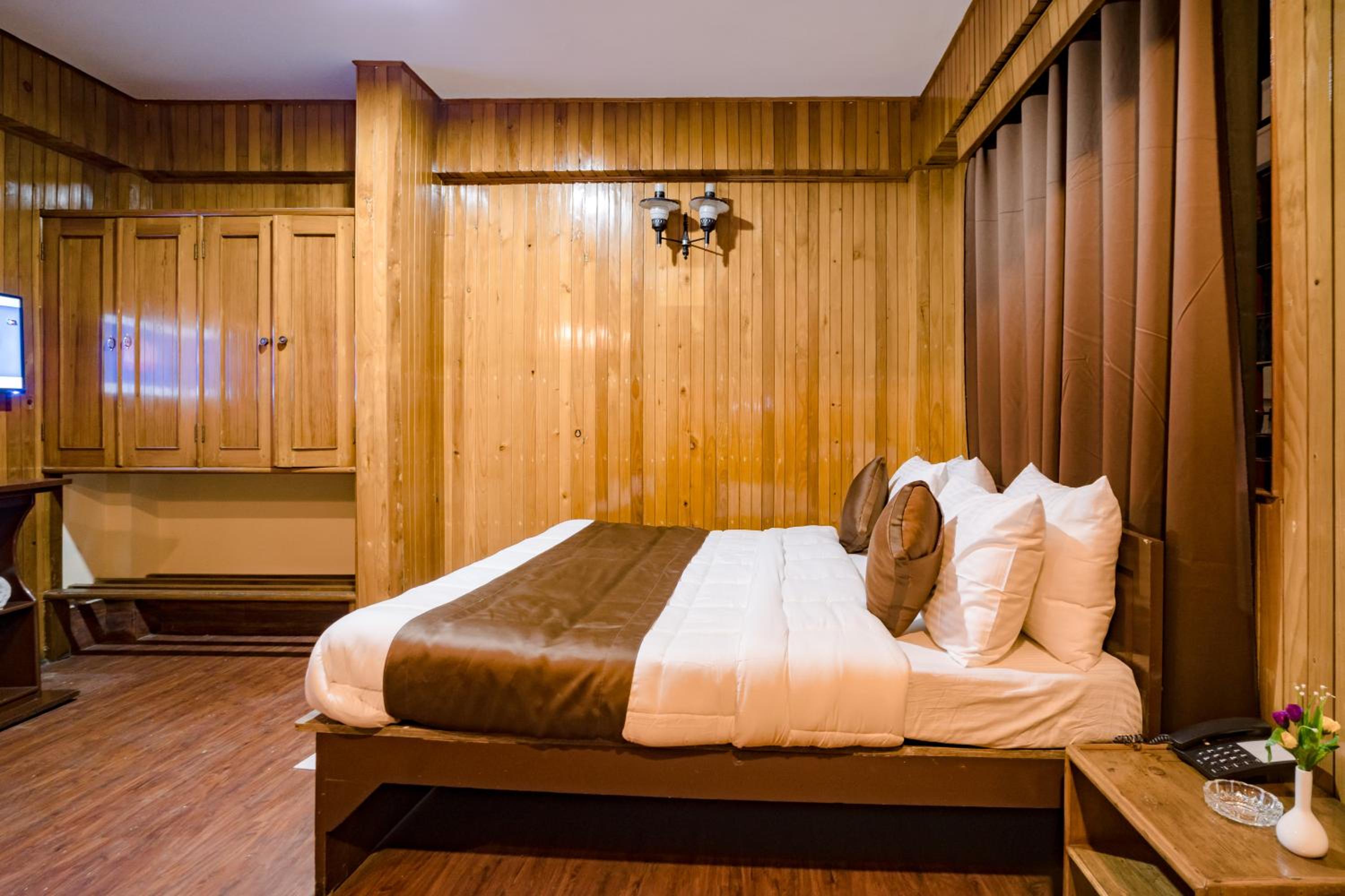 Standard Double Room - Photo 1