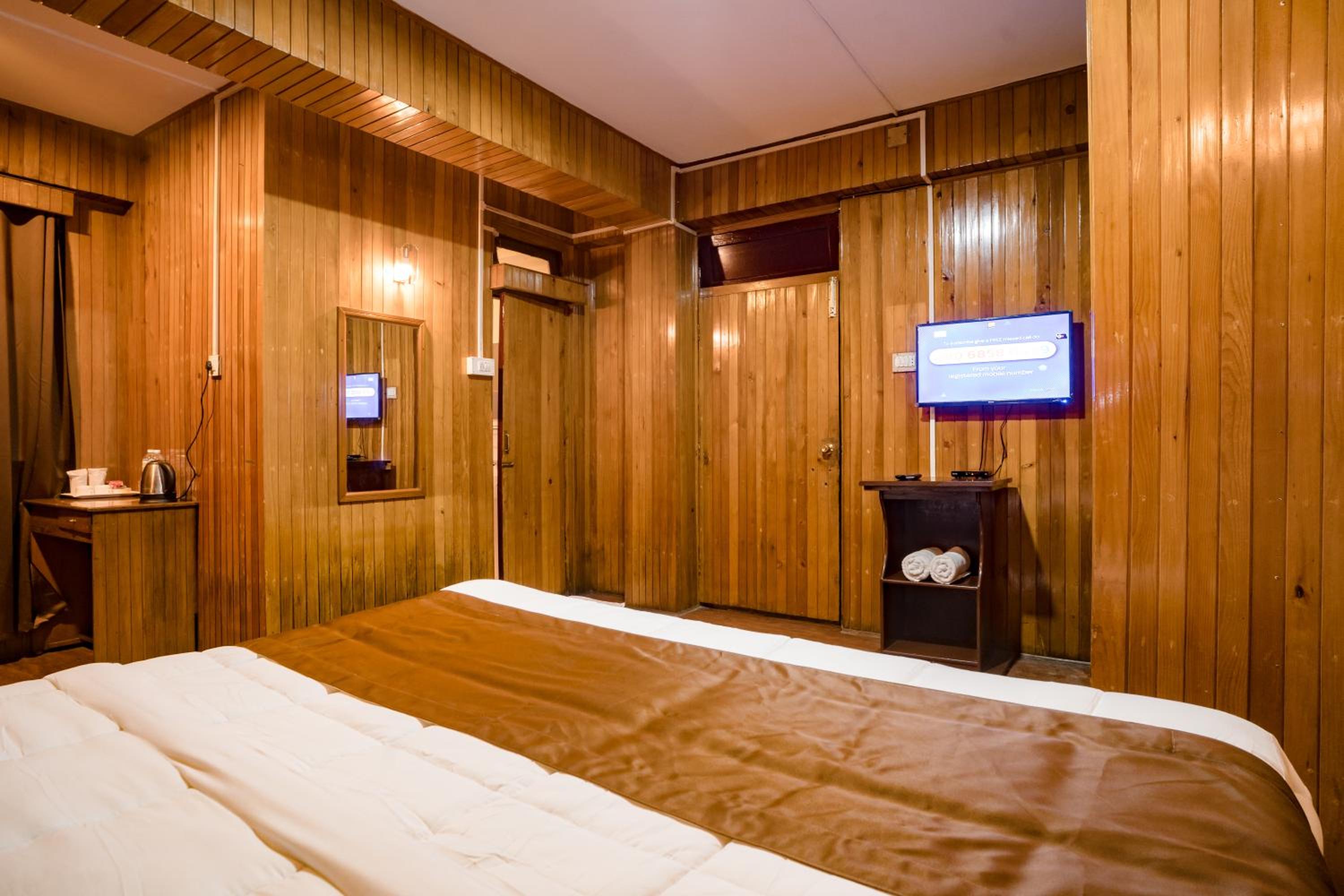 Standard Double Room - Photo 33
