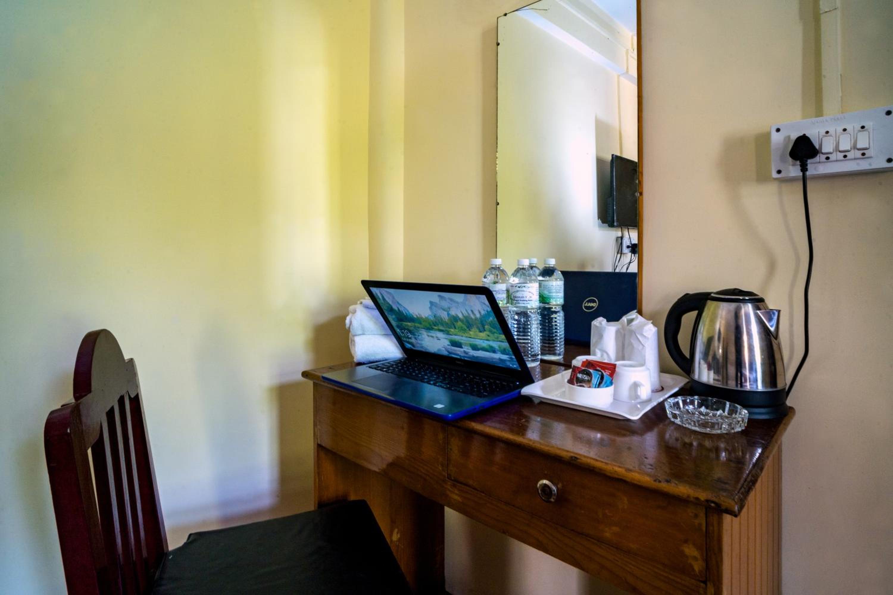 Standard Double Room - Photo 21