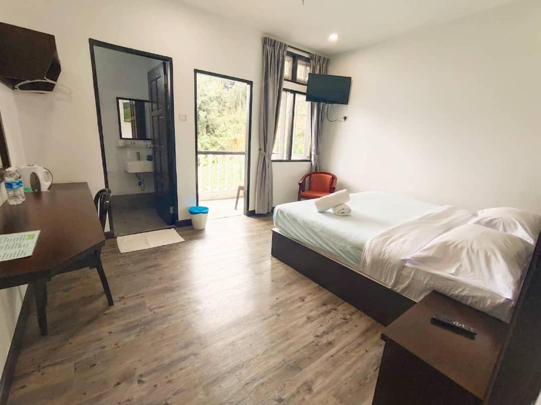 King Room with Balcony photo 3