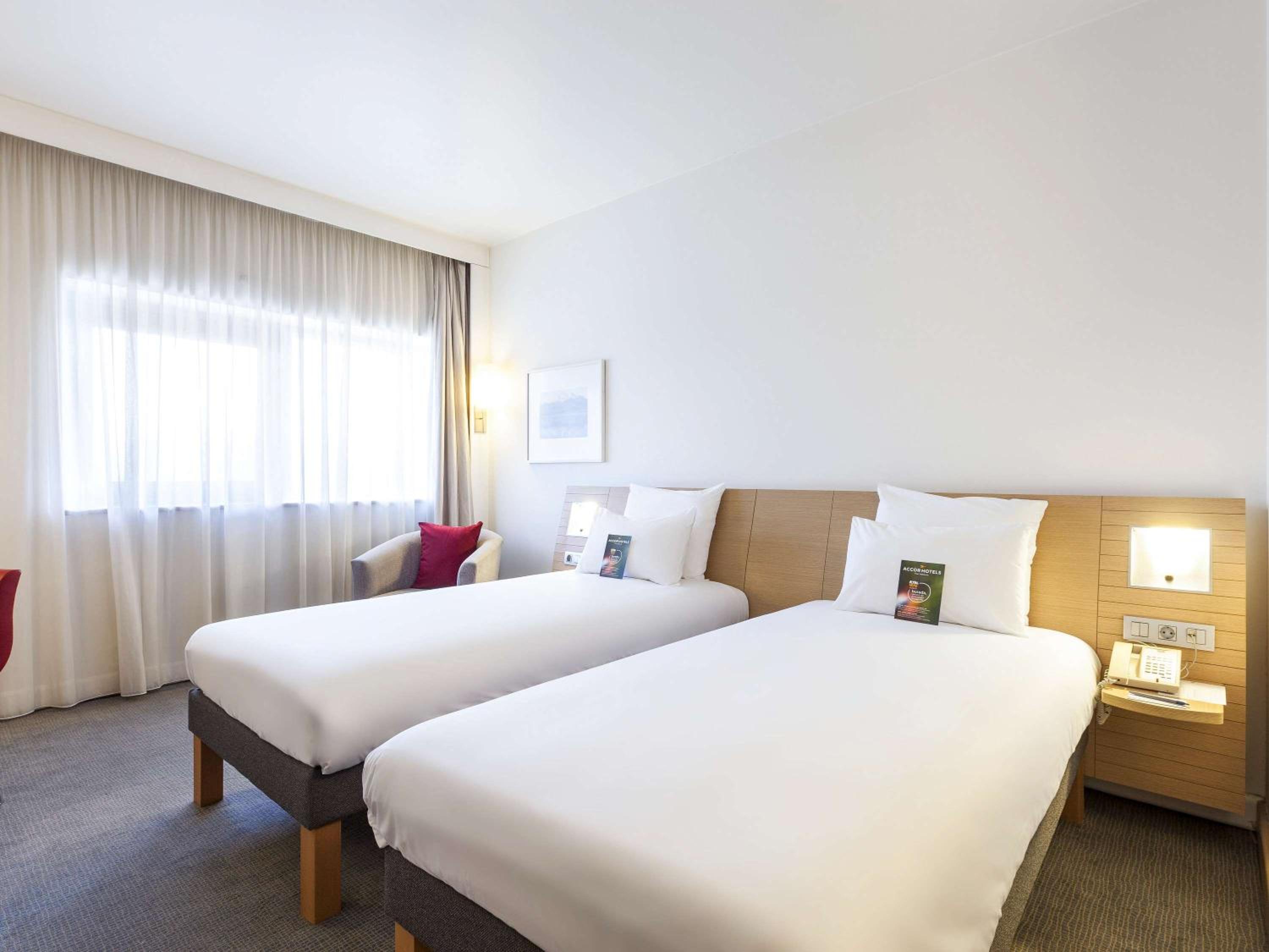 Classic Twin Room - Photo 9