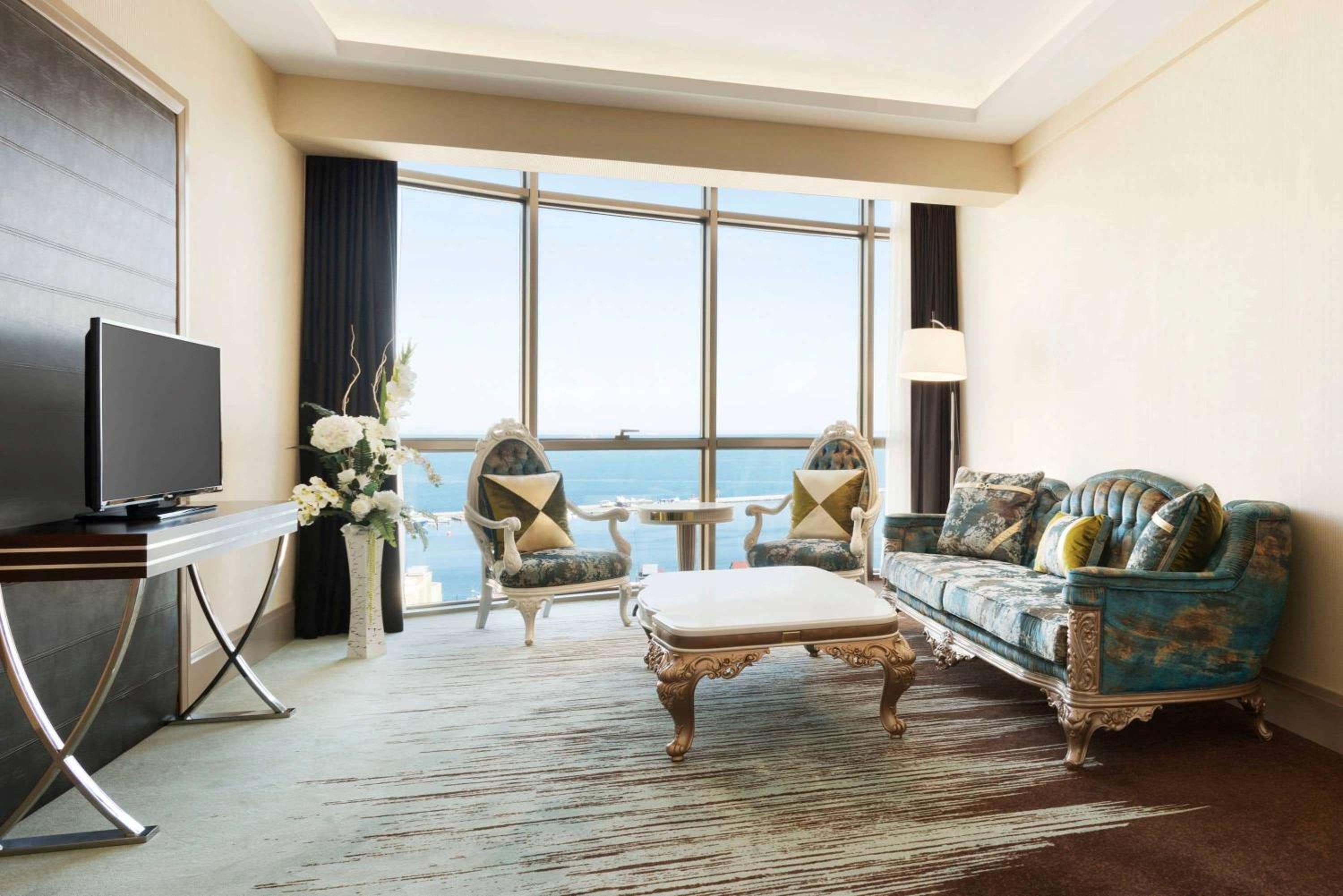 King Suite with Sea View - Photo 5