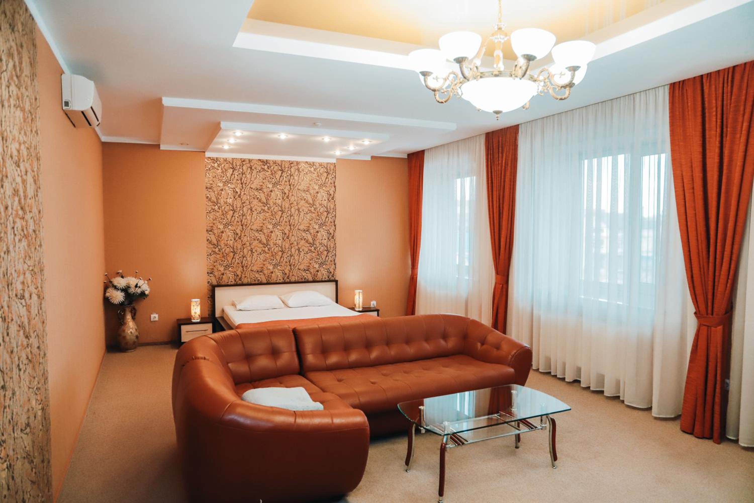 Large Double Room photo 1