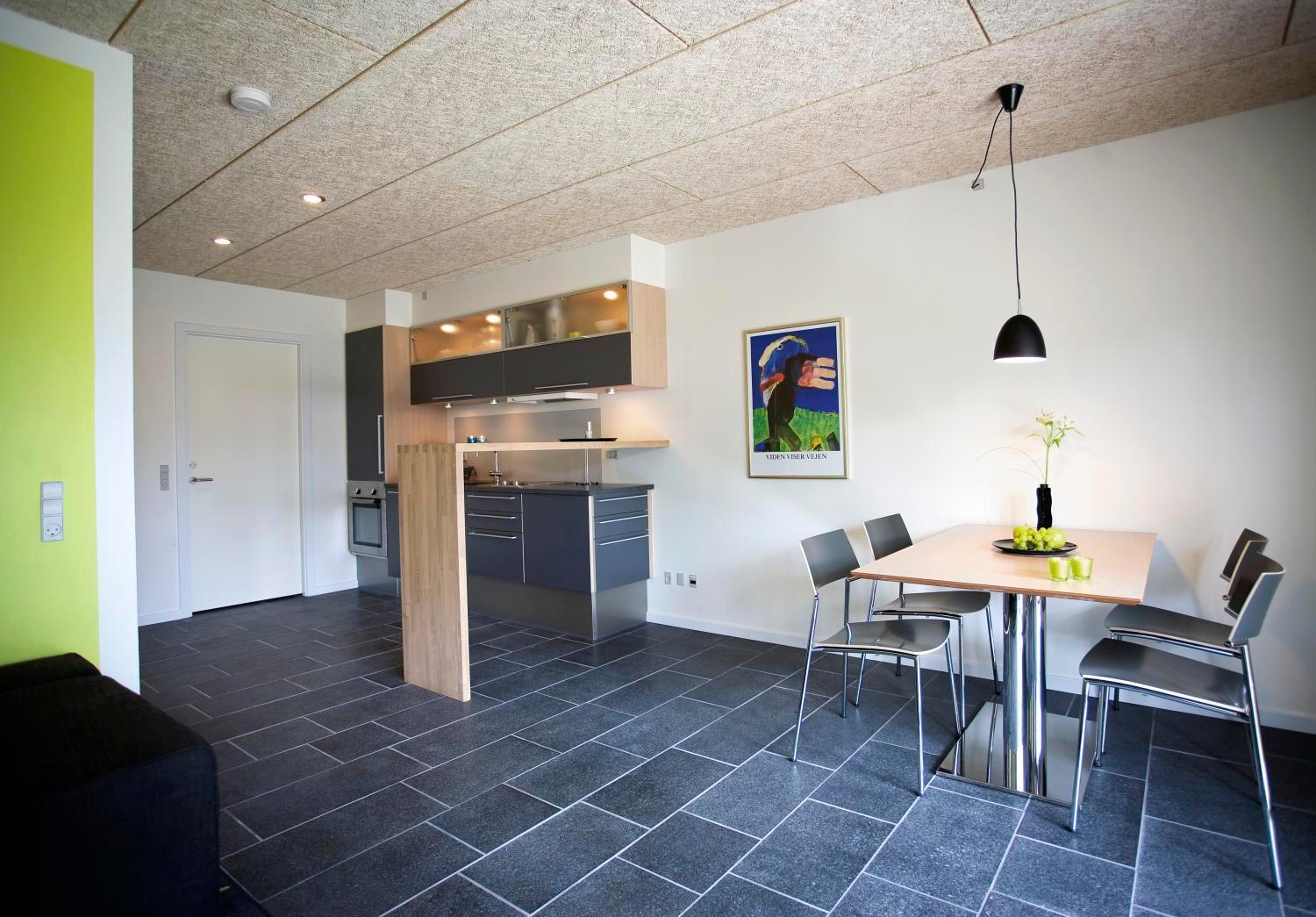Lejlighed med udsigt til gårdhave,  stueetage. Max 4 pers - Photo 8