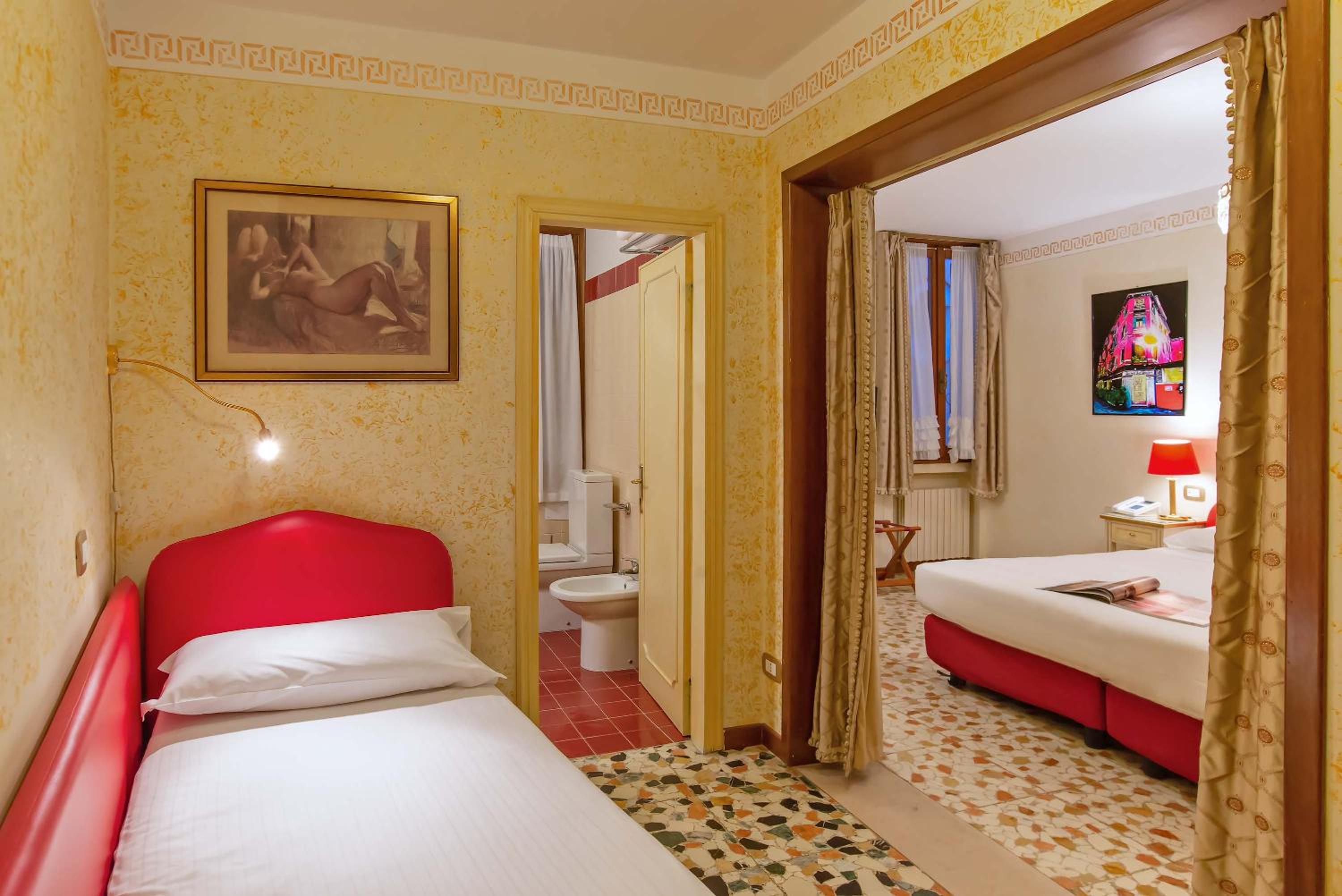 Triple Room photo 2